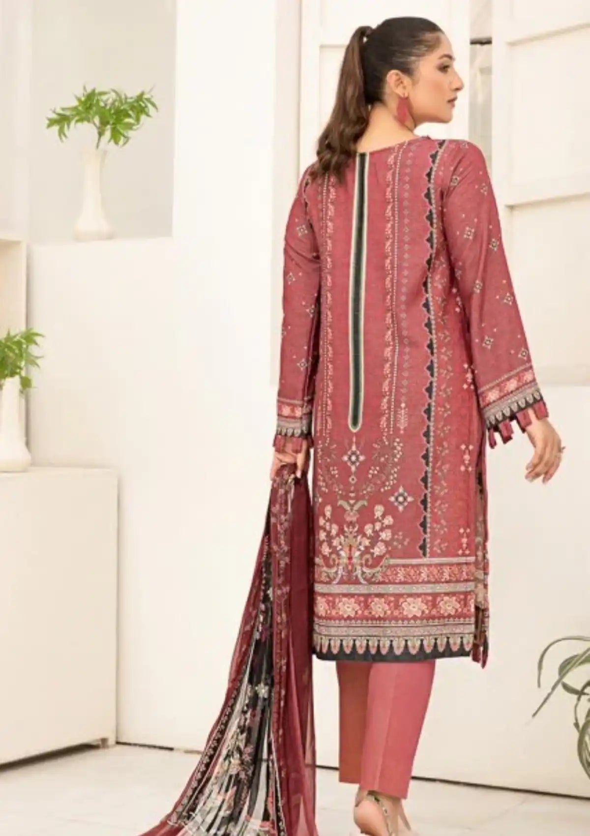 Dosti Emb Karandi'23 Vol-01 D-04 - Mohsin Saeed Fabrics