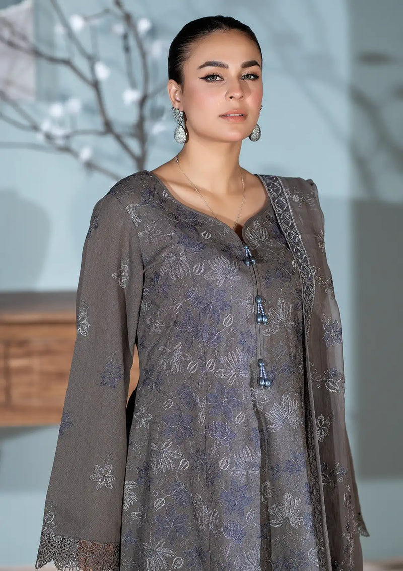 Sharjeena By Raeesa Emb Karandi'24 KR-168