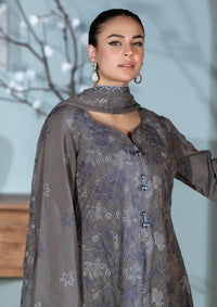 Sharjeena By Raeesa Emb Karandi'24 KR-168