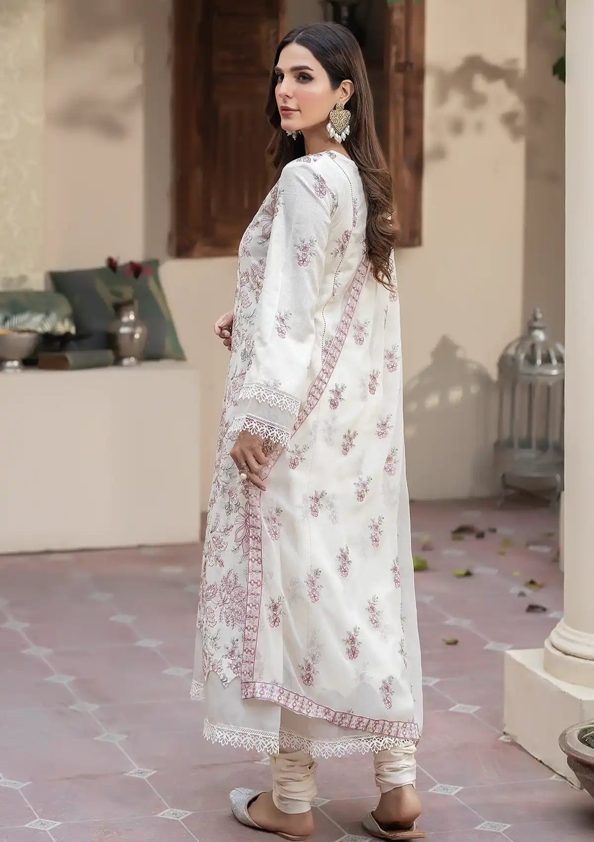 mohsin-saeed-fabrics-designer-daily-wear-formal-and-wedding-suits-within-budget-This-product-is-from-mehroo-by-raeesa-emb-karandi25-kr-179-is-available-on-Mohsin-saeed-fabrics-website.