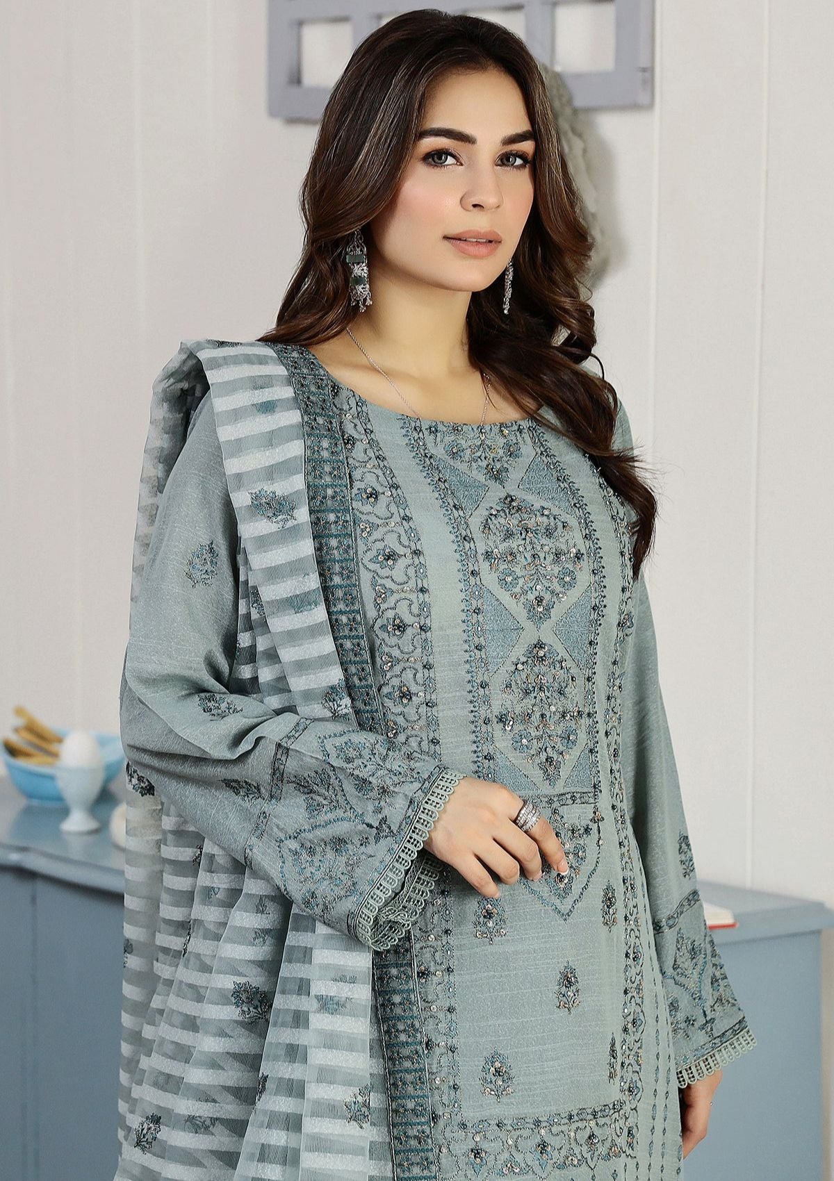 Noor-e-Fajar By Raeesa Apana Karandi'24 KR-110
