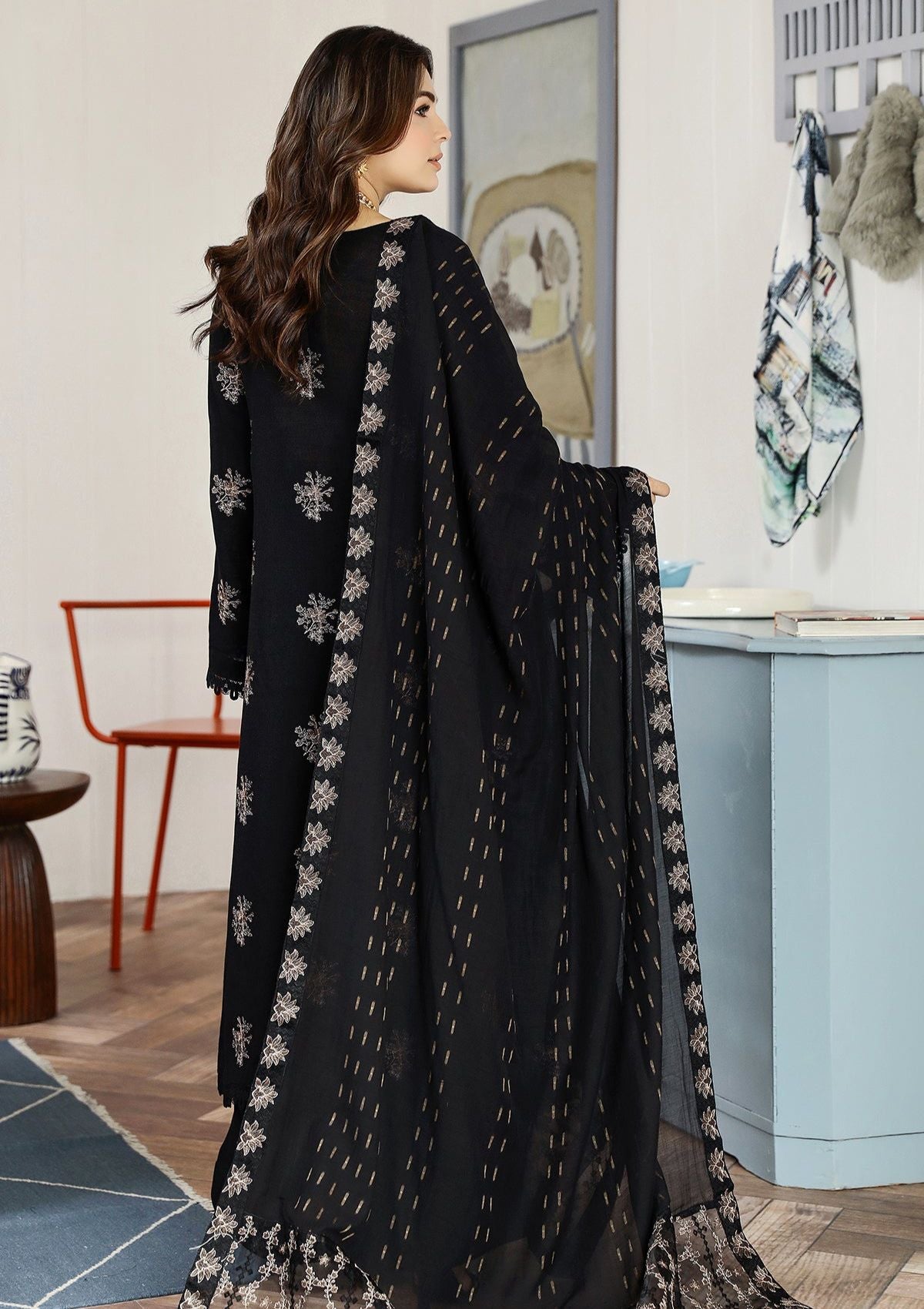 Noor-e-Fajar By Raeesa Apana Karandi'24 KR-119