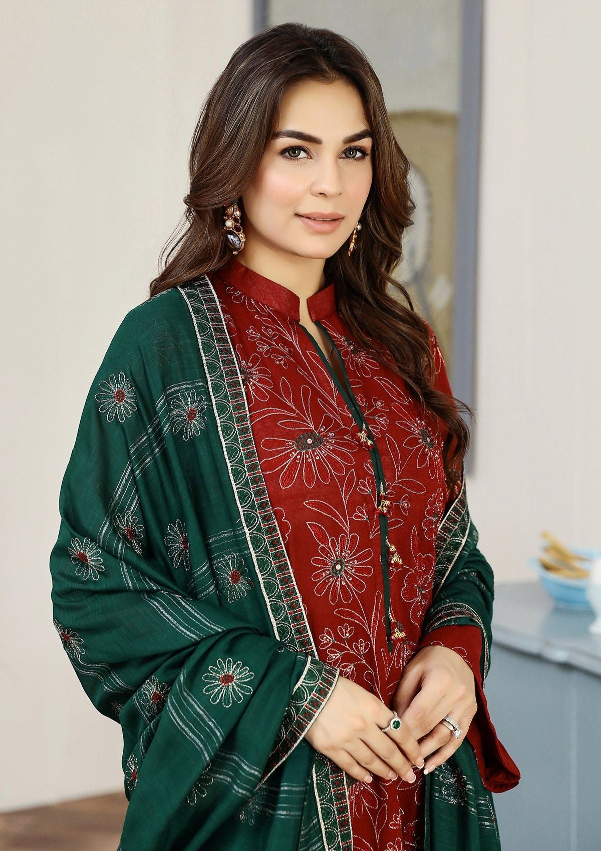 Noor-e-Fajar By Raeesa Apana Karandi'24 KR-118
