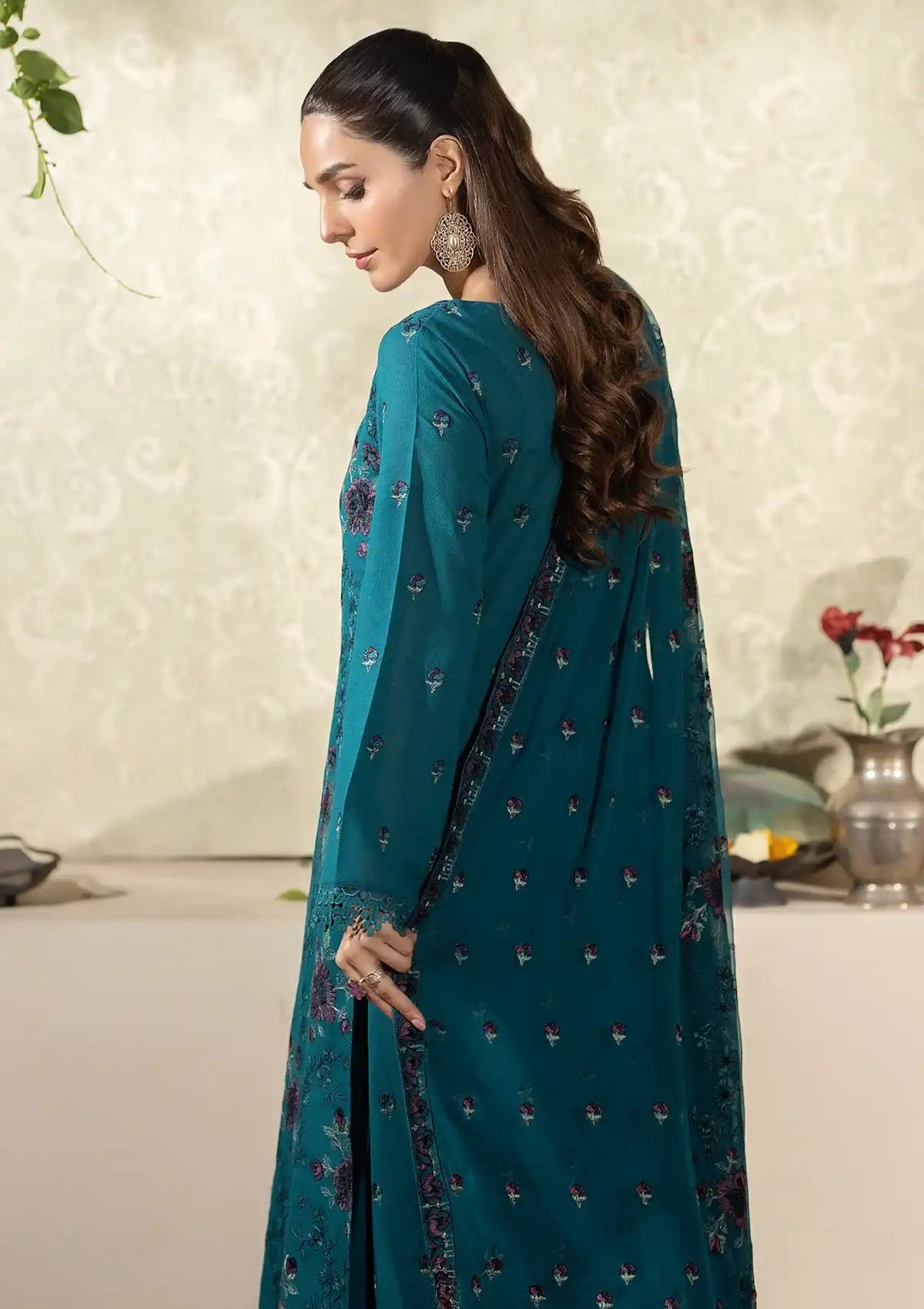 mohsin-saeed-fabrics-designer-daily-wear-formal-and-wedding-suits-within-budget-This-product-is-from-mehroo-by-raeesa-emb-karandi25-kr-189-is-available-on-Mohsin-saeed-fabrics-website.