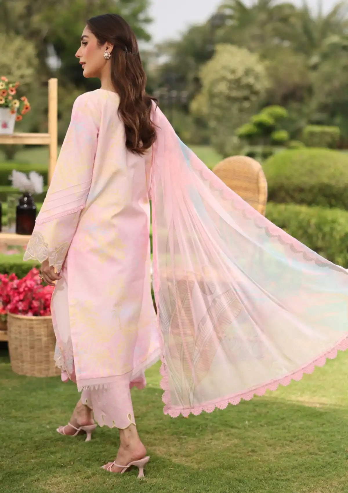 mohsin-saeed-fabrics-designer-daily-wear-formal-and-wedding-suits-within-budget-This-product-is-from-rang-rasiya-lifestyle-summer-edit25-is-available-on-Mohsin-saeed-fabrics-website.