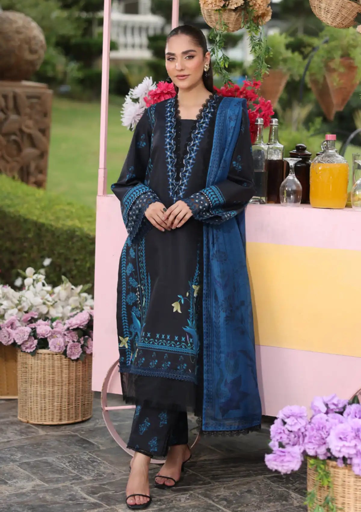 mohsin-saeed-fabrics-designer-daily-wear-formal-and-wedding-suits-within-budget-This-product-is-from-rang-rasiya-lifestyle-summer-edit25-ushna-is-available-on-Mohsin-saeed-fabrics-website.