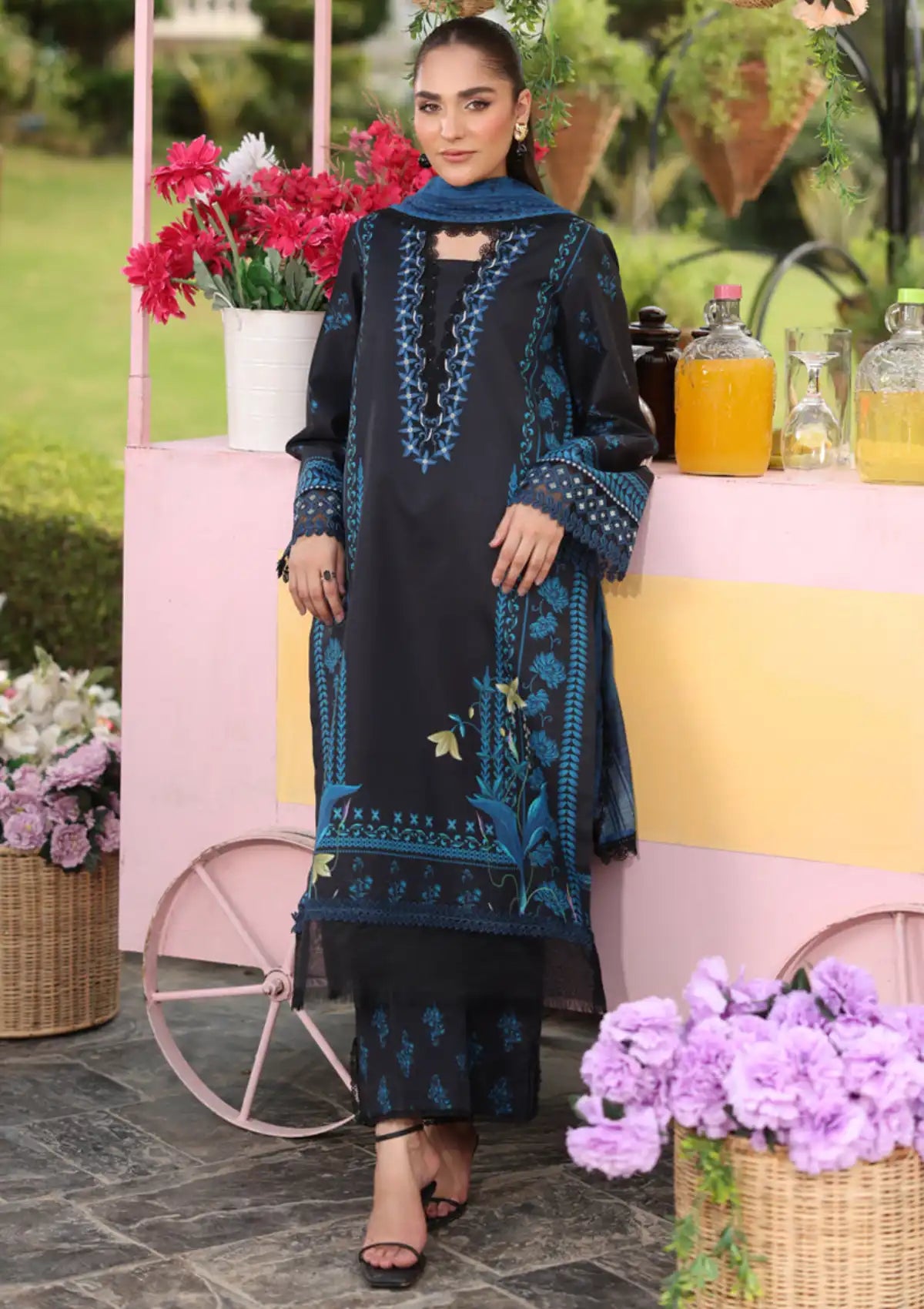 mohsin-saeed-fabrics-designer-daily-wear-formal-and-wedding-suits-within-budget-This-product-is-from-rang-rasiya-lifestyle-summer-edit25-ushna-is-available-on-Mohsin-saeed-fabrics-website.