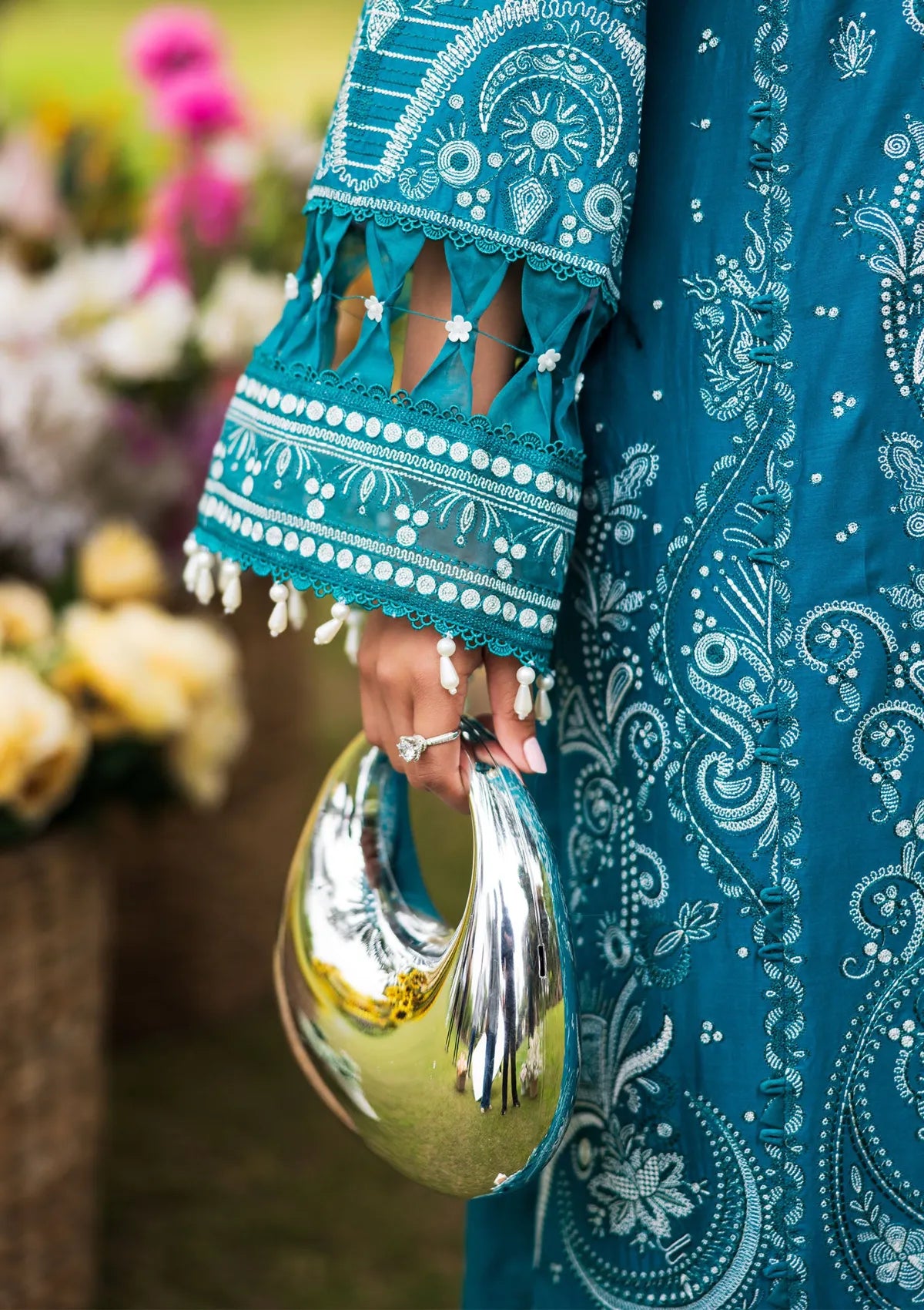 mohsin-saeed-fabrics-luxury-fashion-collection-daily-wear-wedding-and-formal-in-budget-This-product-is-from-paras-by-pasha-lawn25-sapphire-bloom-is-available-on-Mohsin-saeed-fabrics-website.