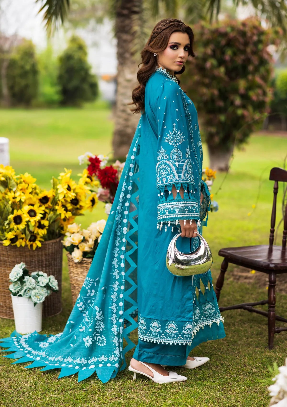 mohsin-saeed-fabrics-luxury-fashion-collection-daily-wear-wedding-and-formal-in-budget-This-product-is-from-paras-by-pasha-lawn25-sapphire-bloom-is-available-on-Mohsin-saeed-fabrics-website.