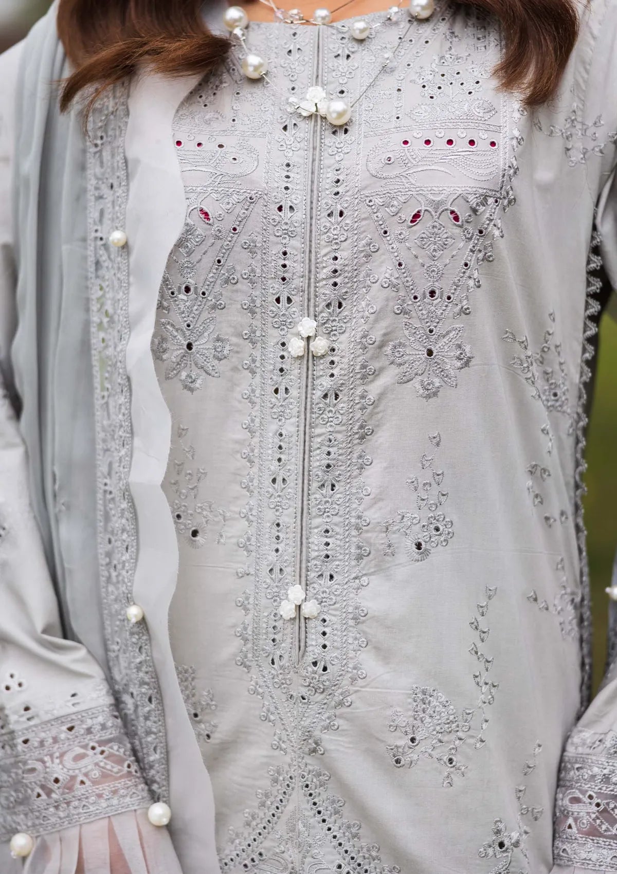 mohsin-saeed-fabrics-luxury-fashion-collection-daily-wear-wedding-and-formal-in-budget-This-product-is-from-paras-by-pasha-lawn25-ash-bloom-is-available-on-Mohsin-saeed-fabrics-website.