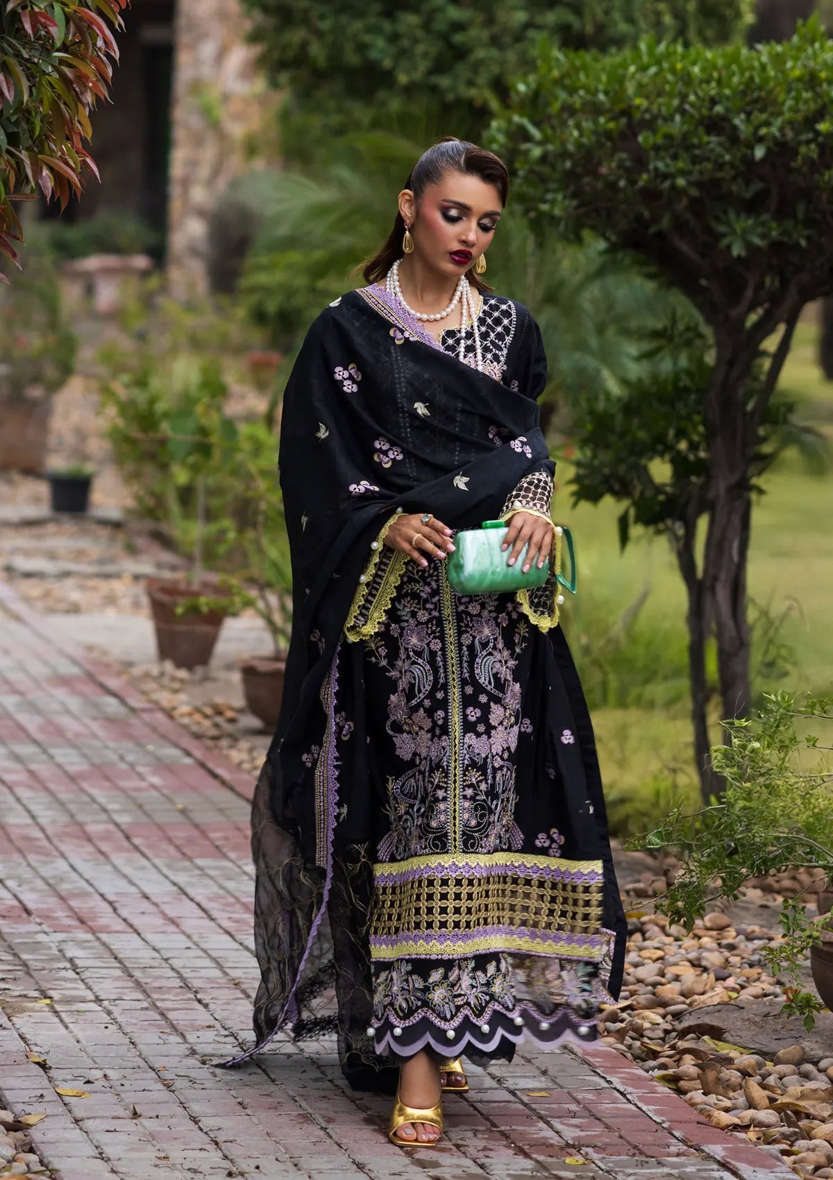 mohsin-saeed-fabrics-luxury-fashion-collection-daily-wear-wedding-and-formal-in-budget-This-product-is-from-paras-by-pasha-lawn25-evening-bloom-is-available-on-Mohsin-saeed-fabrics-website.