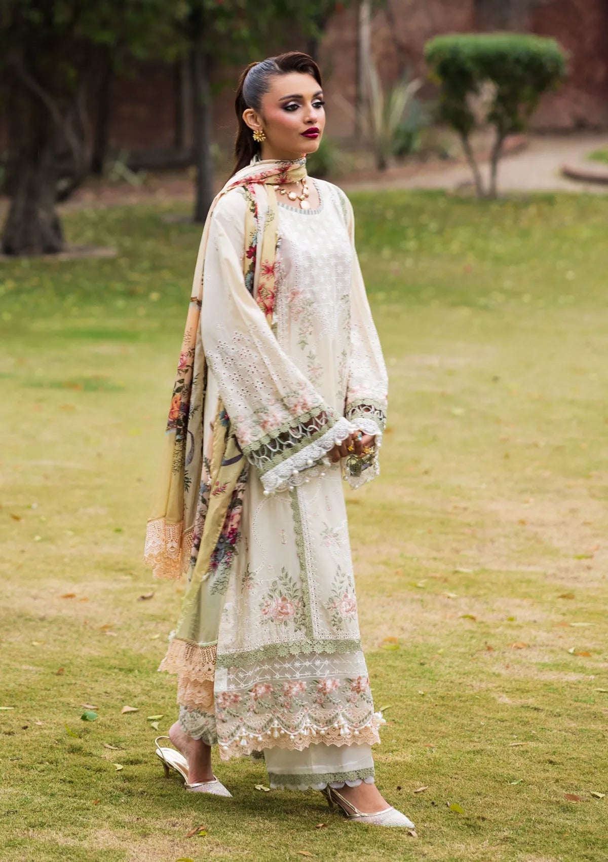 mohsin-saeed-fabrics-luxury-fashion-collection-daily-wear-wedding-and-formal-in-budget-This-product-is-from-paras-by-pasha-lawn25-snowdrop-bloom-is-available-on-Mohsin-saeed-fabrics-website.