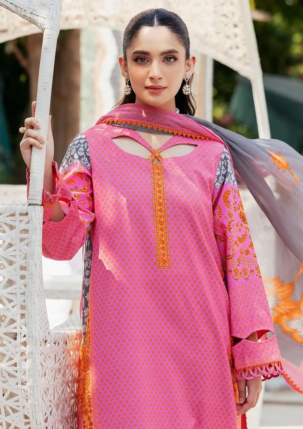 Charizma C-Print Printed Lawn'24 Vol-06 CP4-54 - Mohsin Saeed Fabrics