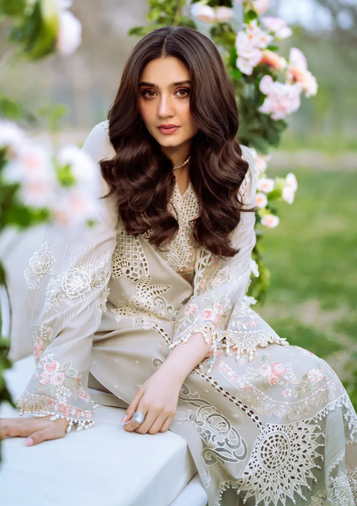 mohsin-saeed-fabrics-is-selling-online-and-in stores-Luxury-daily-wear-wedding-wear-formal-wear-in-budgeted-price-This-product-is-from-bin-ilyas-freesia-emb-lawn25-104-b-is-available-on-Mohsin-saeed-fabrics-website.