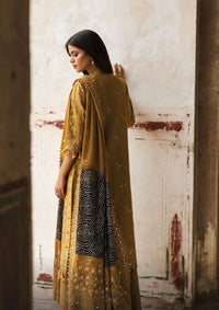 mohsin-saeed-fabrics-designer-daily-wear-formal-and-wedding-suits-within-budget-This-product-is-from-afrozeh-mulaqaat-festive-lawn25-al-25-v12-07-wafa-is-available-on-Mohsin-saeed-fabrics-website.