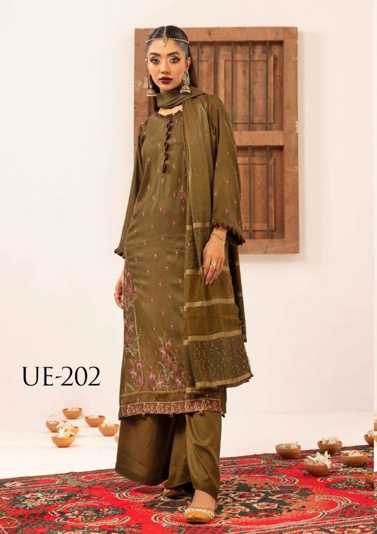 Uraan By Khoobsurat Peach Leather'25 UE-202