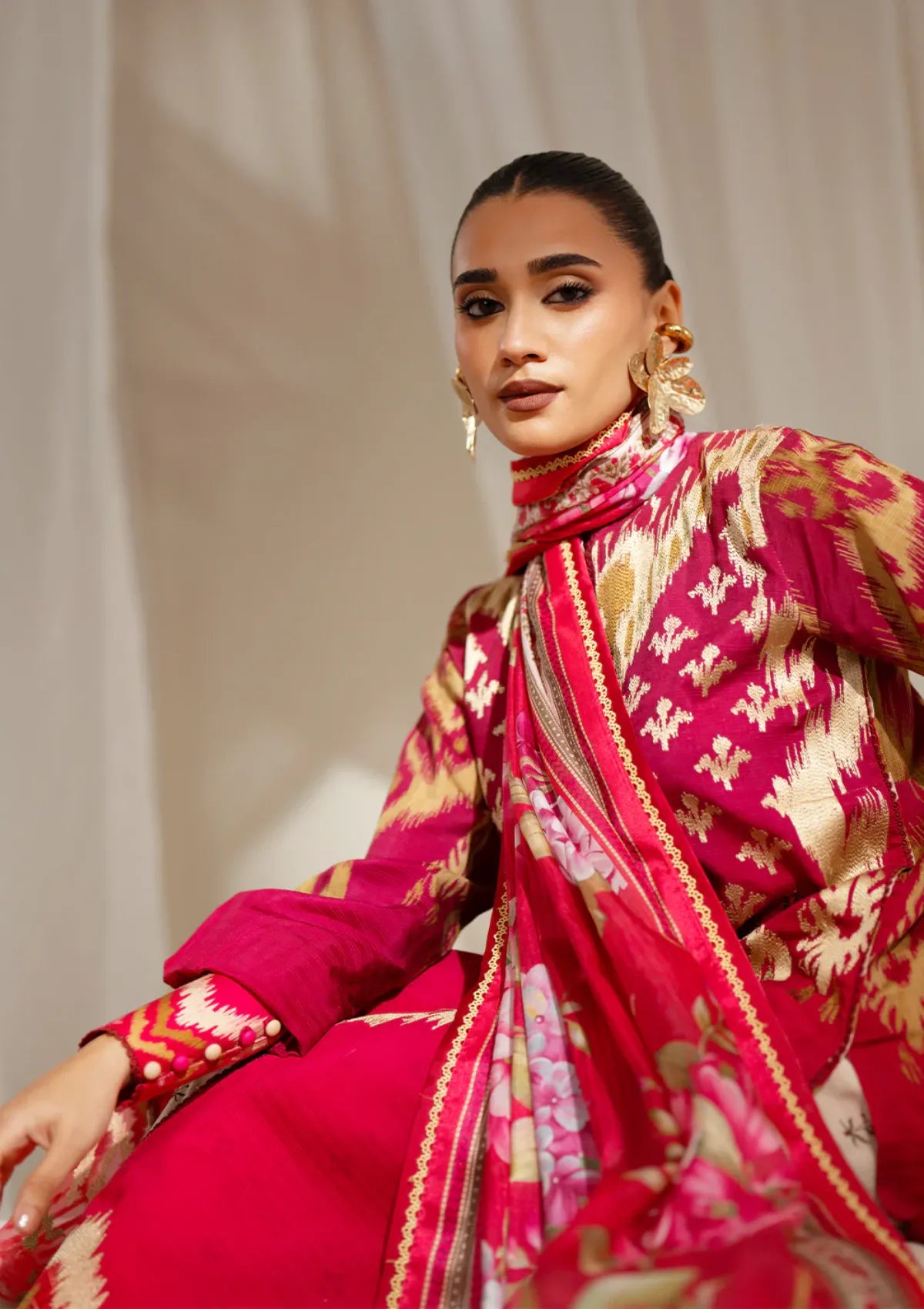 mohsin-saeed-fabrics-is-selling-online-and-in stores-Luxury-daily-wear-wedding-wear-formal-wear-in-budgeted-price-This-product-is-from-bin-ilyas-eres-bonita-viscose25-1102-a-is-available-on-Mohsin-saeed-fabrics-website.