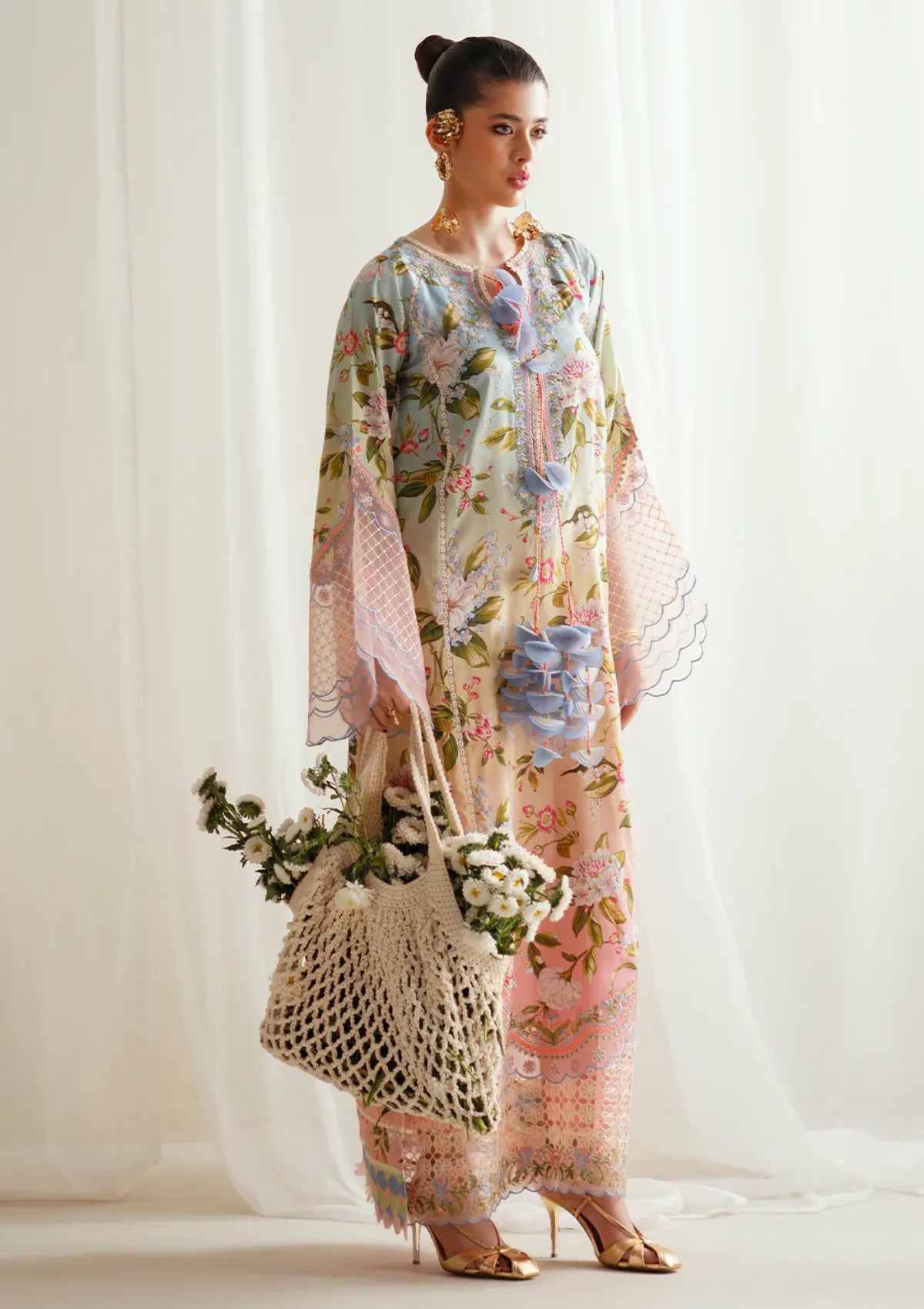 mohsin-saeed-fabrics-is-selling-online-and-in stores-Luxury-daily-wear-wedding-wear-formal-wear-in-budgeted-price-This-product-is-from-bin-ilyas-eres-bonita-viscose25-1105-a-is-available-on-Mohsin-saeed-fabrics-website.