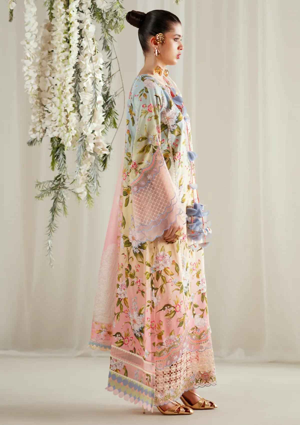 mohsin-saeed-fabrics-is-selling-online-and-in stores-Luxury-daily-wear-wedding-wear-formal-wear-in-budgeted-price-This-product-is-from-bin-ilyas-eres-bonita-viscose25-1105-a-is-available-on-Mohsin-saeed-fabrics-website.