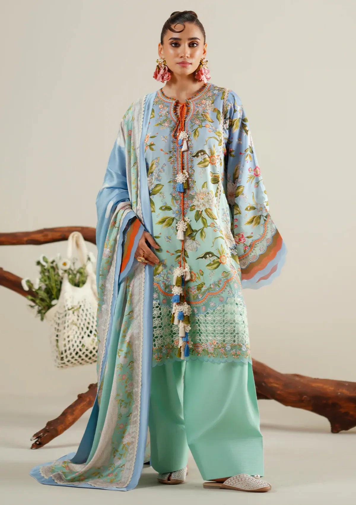 mohsin-saeed-fabrics-is-selling-online-and-in stores-Luxury-daily-wear-wedding-wear-formal-wear-in-budgeted-price-This-product-is-from-bin-ilyas-eres-bonita-viscose25-1105-b-is-available-on-Mohsin-saeed-fabrics-website.