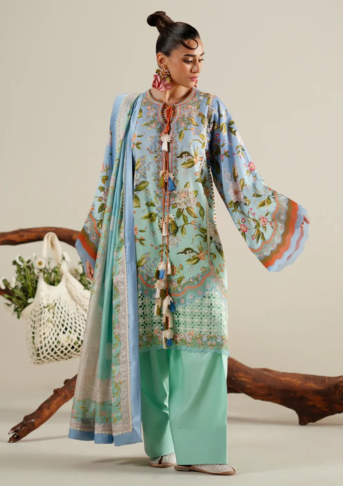 mohsin-saeed-fabrics-is-selling-online-and-in stores-Luxury-daily-wear-wedding-wear-formal-wear-in-budgeted-price-This-product-is-from-bin-ilyas-eres-bonita-viscose25-1105-b-is-available-on-Mohsin-saeed-fabrics-website.