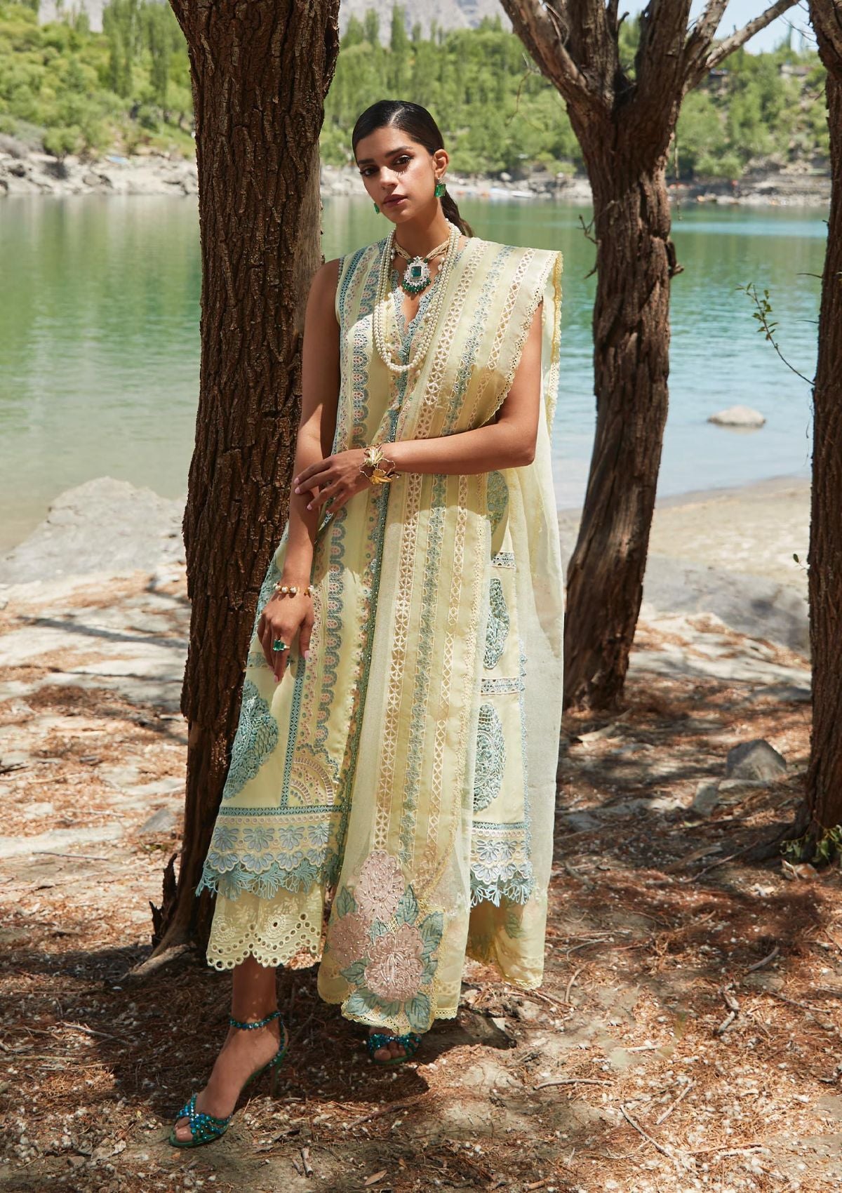 Crimson Luxury Lawn'23 D-7B - Mohsin Saeed Fabrics