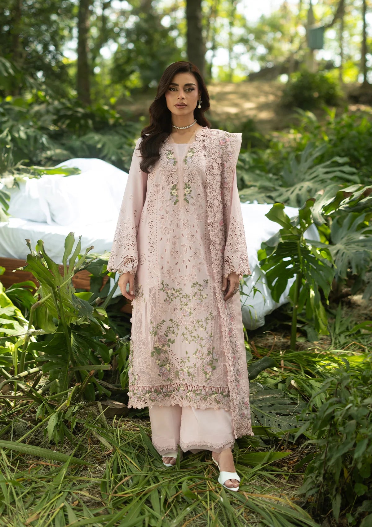 Elaf Luxury Lawn Vol-2'26 ELQ-1B LOVE ESCAPE