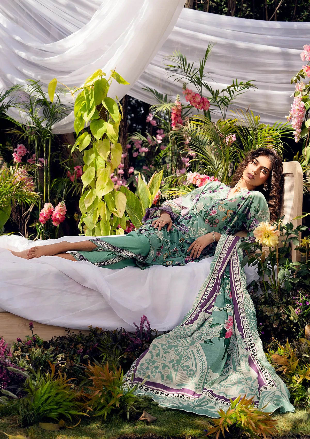 mohsin-saeed-fabrics-designer-daily-wear-formal-and-wedding-suits-within-budget-This-product-is-from-elaf-prints-lawn25-vol-2-eps-8a-minted-dream-is-available-on-Mohsin-saeed-fabrics-website.