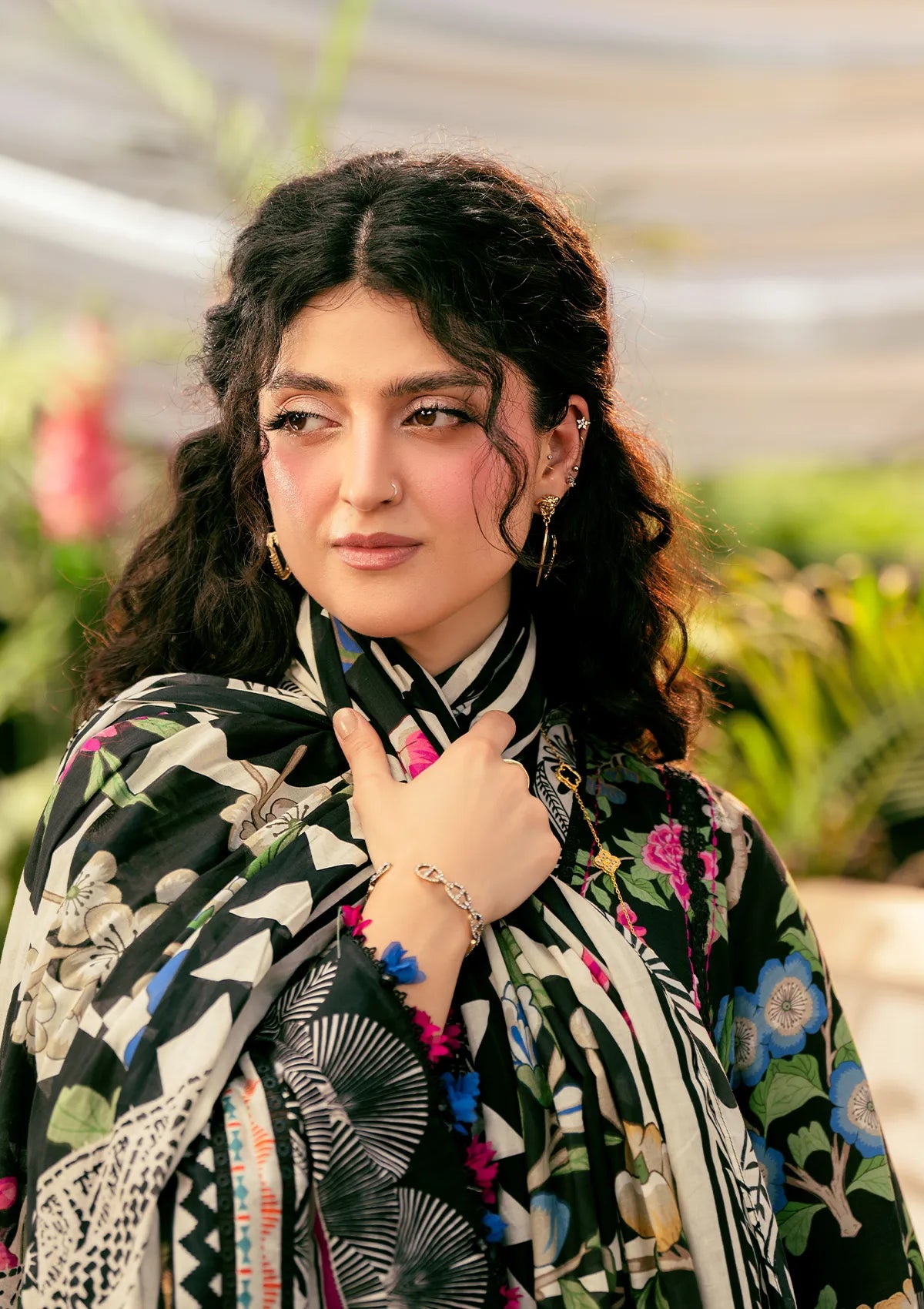 mohsin-saeed-fabrics-designer-daily-wear-formal-and-wedding-suits-within-budget-This-product-is-from-elaf-prints-lawn25-vol-2-eps-8b-ela-rose-is-available-on-Mohsin-saeed-fabrics-website.