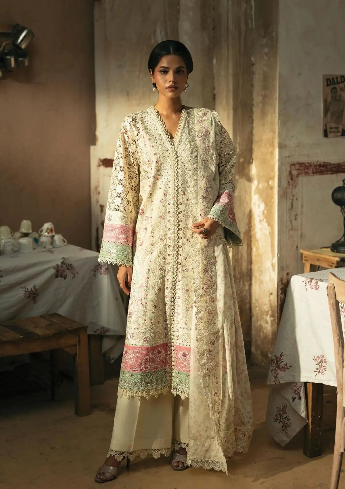 mohsin-saeed-fabrics-designer-daily-wear-formal-and-wedding-suits-within-budget-This-product-is-from-afrozeh-mulaqaat-festive-lawn25-al-25-v12-08-is-available-on-Mohsin-saeed-fabrics-website.