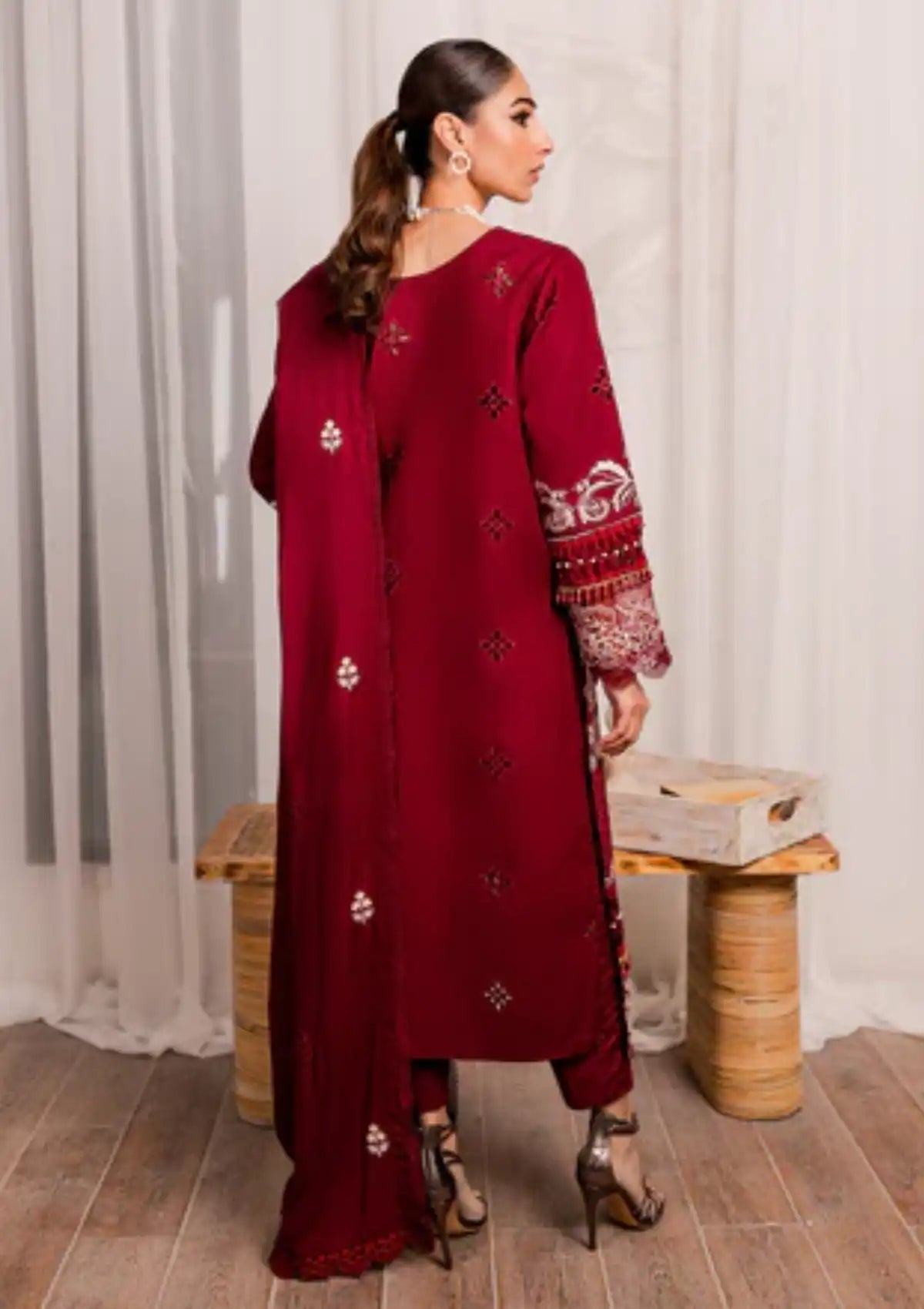 Parishay Nuray-e-Nazar Winter'23 NNF-11 - Mohsin Saeed Fabrics
