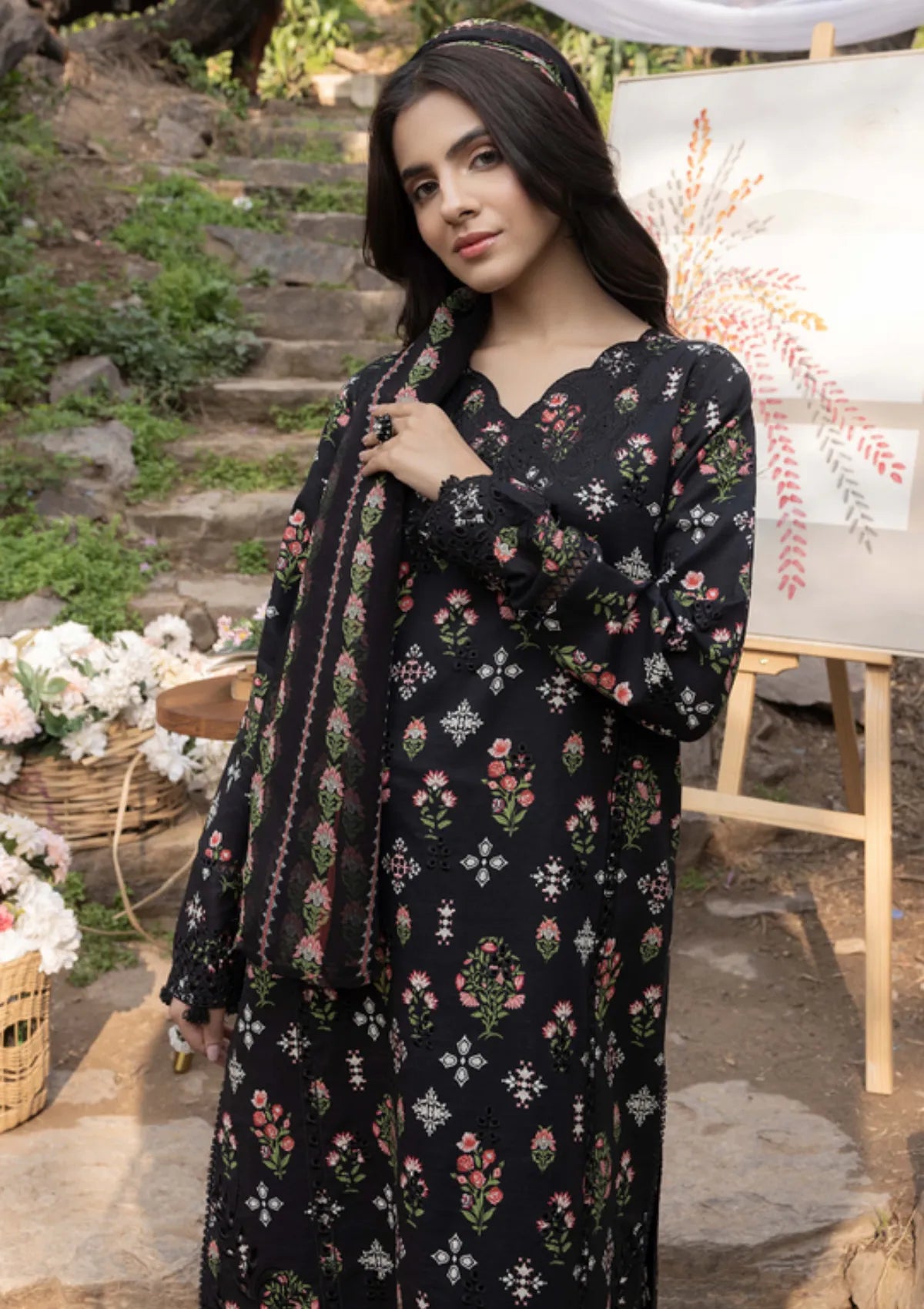 mohsin-saeed-fabrics-is-selling-online-and-in stores-Luxury-daily-wear-wedding-wear-formal-wear-in-budgeted-price-This-product-is-from-humdum-eden-garden-lawn25-d-03-is-available-on-Mohsin-saeed-fabrics-website.