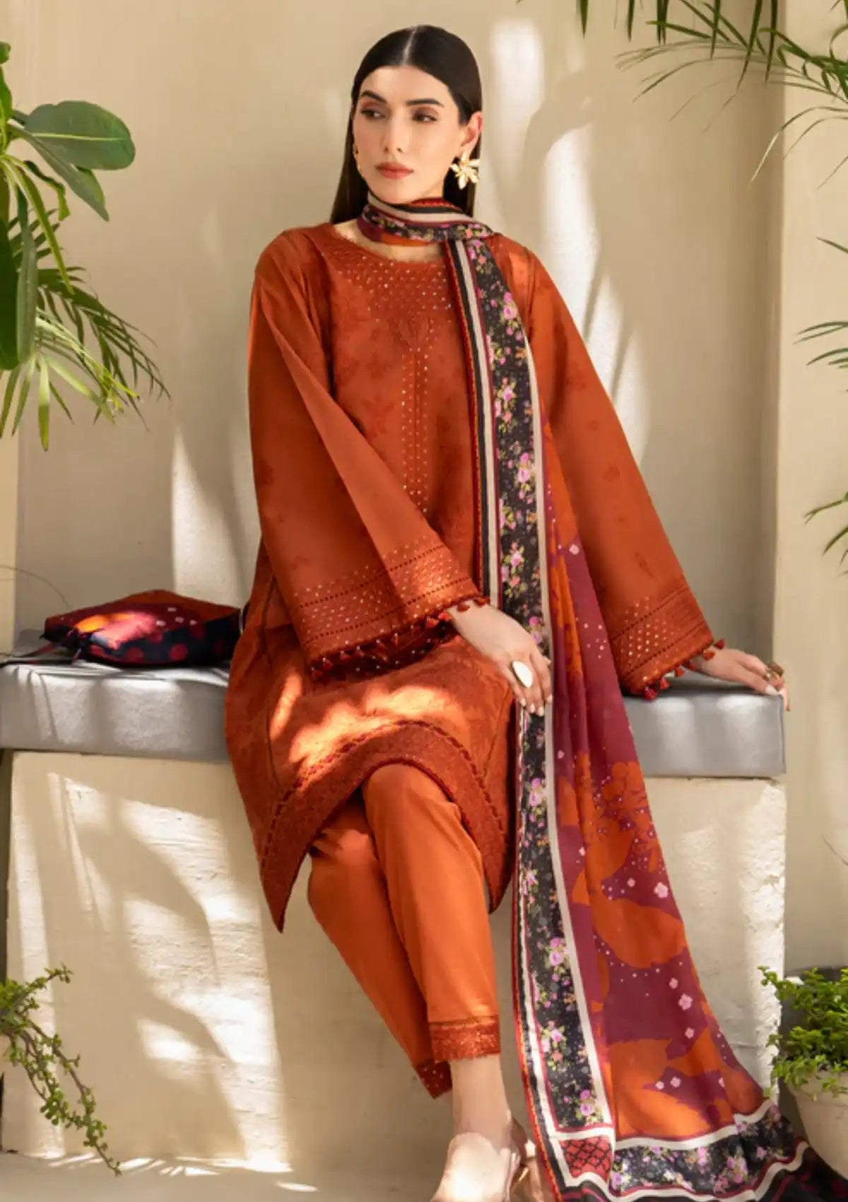 Jazmin Iris Eid Lawn'24 D-05 - Mohsin Saeed Fabrics
