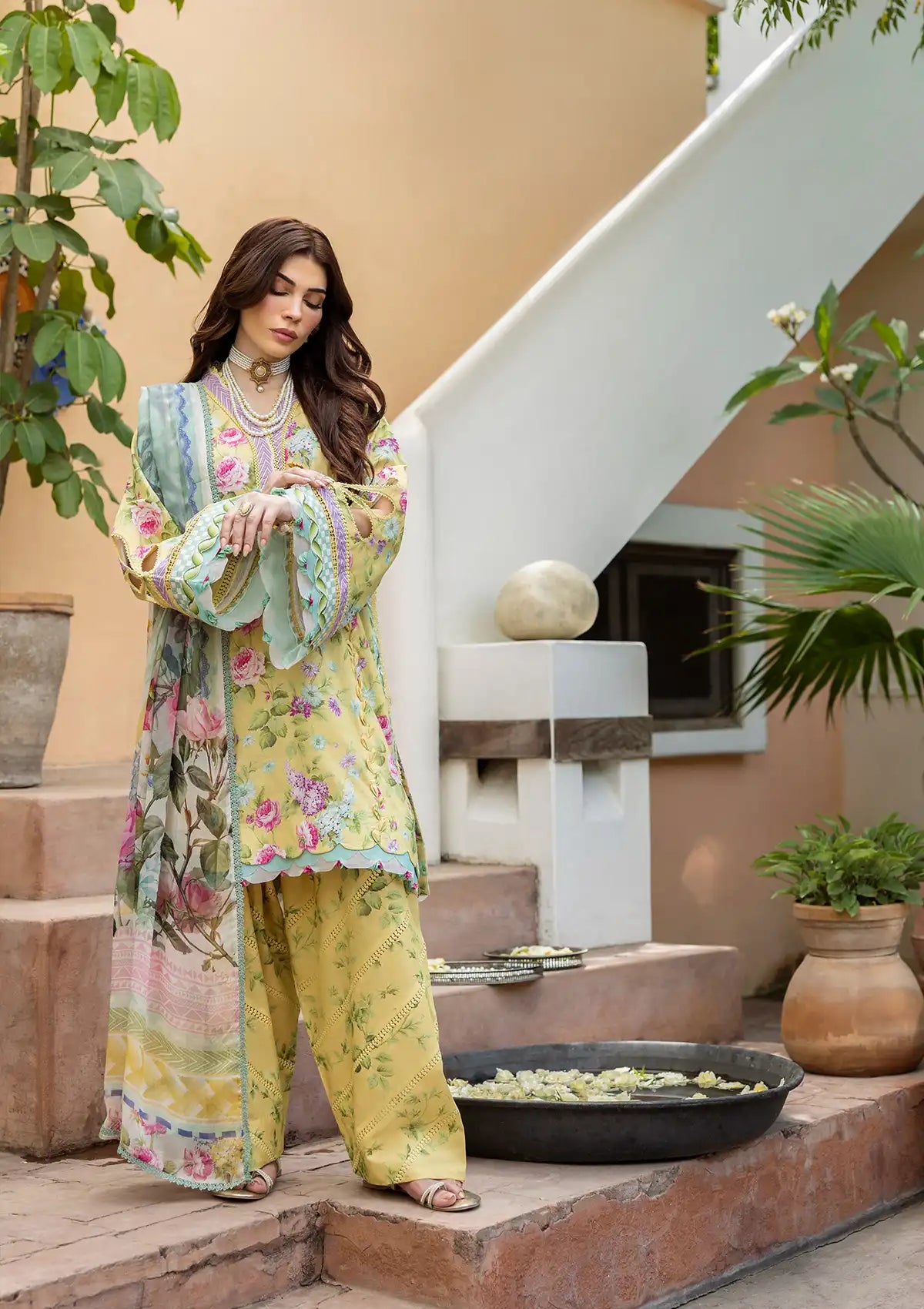 mohsin-saeed-fabrics-designer-daily-wear-formal-and-wedding-suits-within-budget-This-product-is-from-elaf-prints-lawn25-ecd-05b-saff-rose-is-available-on-Mohsin-saeed-fabrics-website.