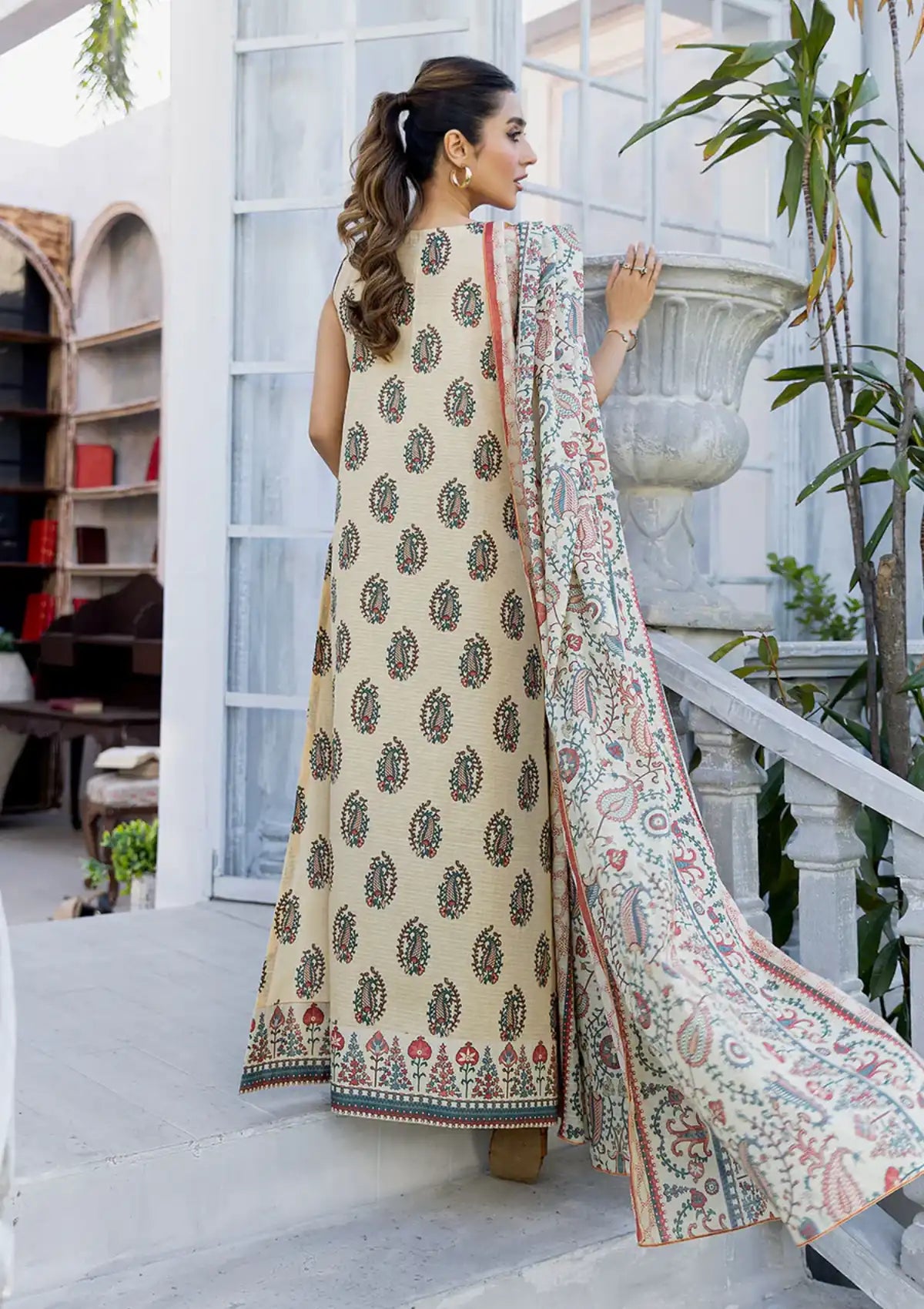 Safwa Blueberry Doria Lawn Vol-01'24 BLB-03 - Mohsin Saeed Fabrics