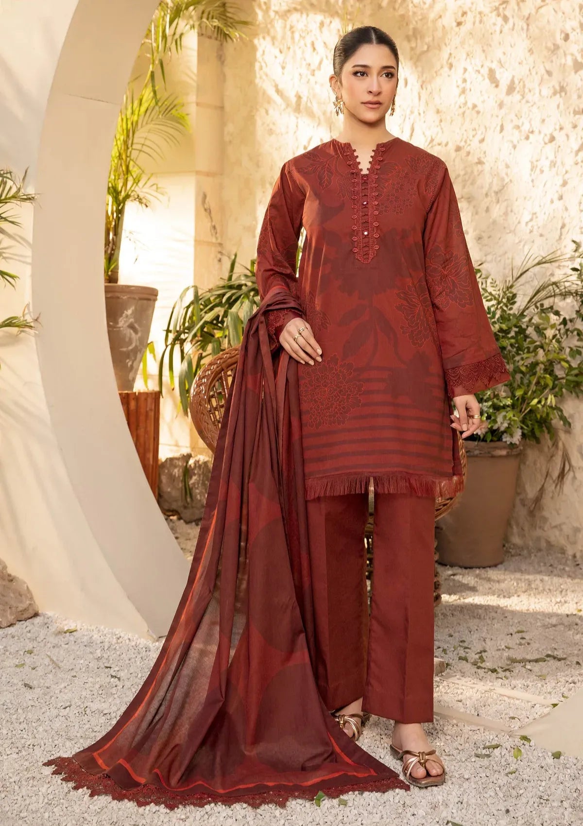 mohsin-saeed-fabrics-designer-daily-wear-formal-and-wedding-suits-within-budget-This-product-is-from-maria-b-m-basic-elaheh-printed-lawn25-mb-elhv1-12-is-available-on-Mohsin-saeed-fabrics-website.