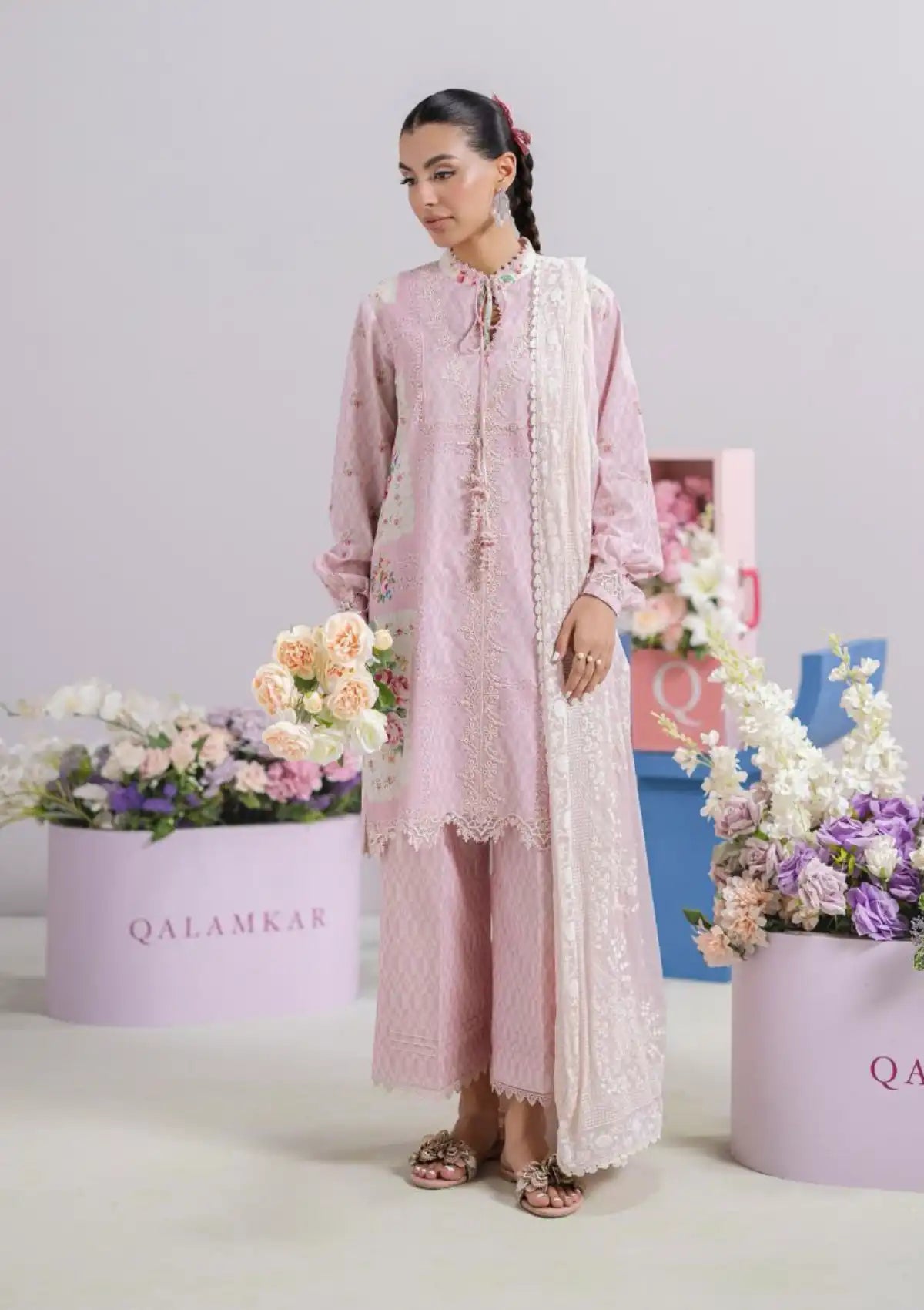 mohsin-saeed-fabrics-is-selling-online-and-in stores-Luxury-daily-wear-wedding-wear-formal-wear-in-budgeted-price-This-product-is-from-qalamkar-qprints-lawn25-vol-2-em-02b-kira-is-available-on-Mohsin-saeed-fabrics-website.