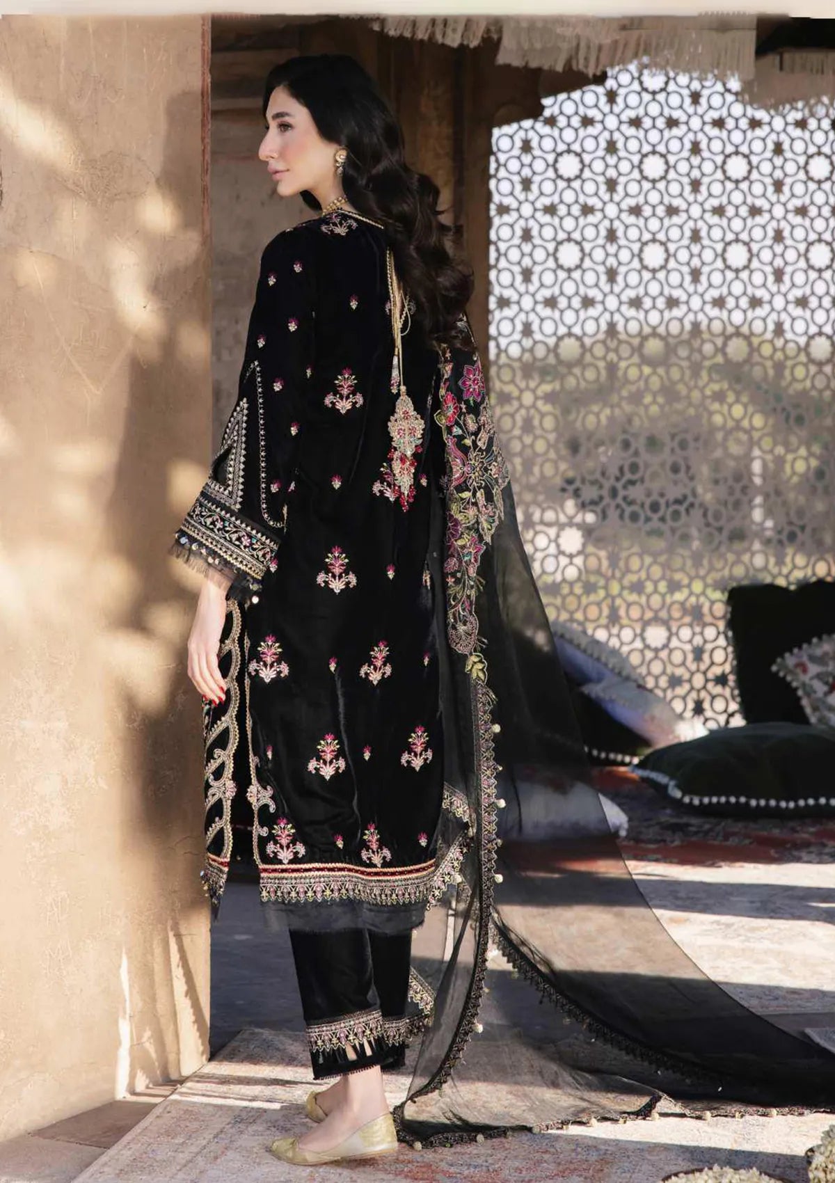 mohsin-saeed-fabrics-affordable-luxury-outfits-for-daily-formal-and-wedding-wear-This-product-is-from-zarizaa-mukhtar-e-khas-festive-velvet25-d-05-zeena-is-available-on-Mohsin-saeed-fabrics-website.