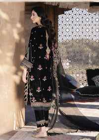 mohsin-saeed-fabrics-affordable-luxury-outfits-for-daily-formal-and-wedding-wear-This-product-is-from-zarizaa-mukhtar-e-khas-festive-velvet25-d-05-zeena-is-available-on-Mohsin-saeed-fabrics-website.