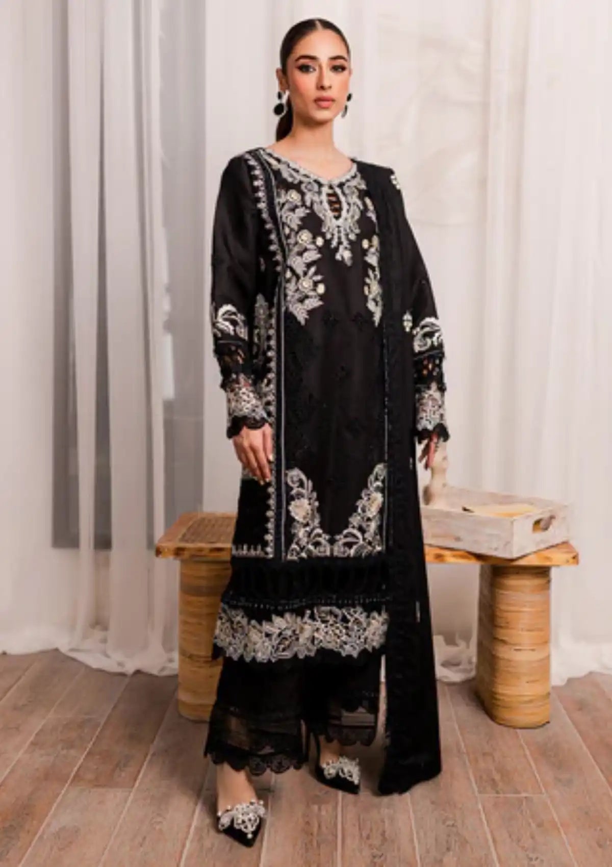 Parishay Nuray-e-Nazar Winter'23 NNF-12 - Mohsin Saeed Fabrics