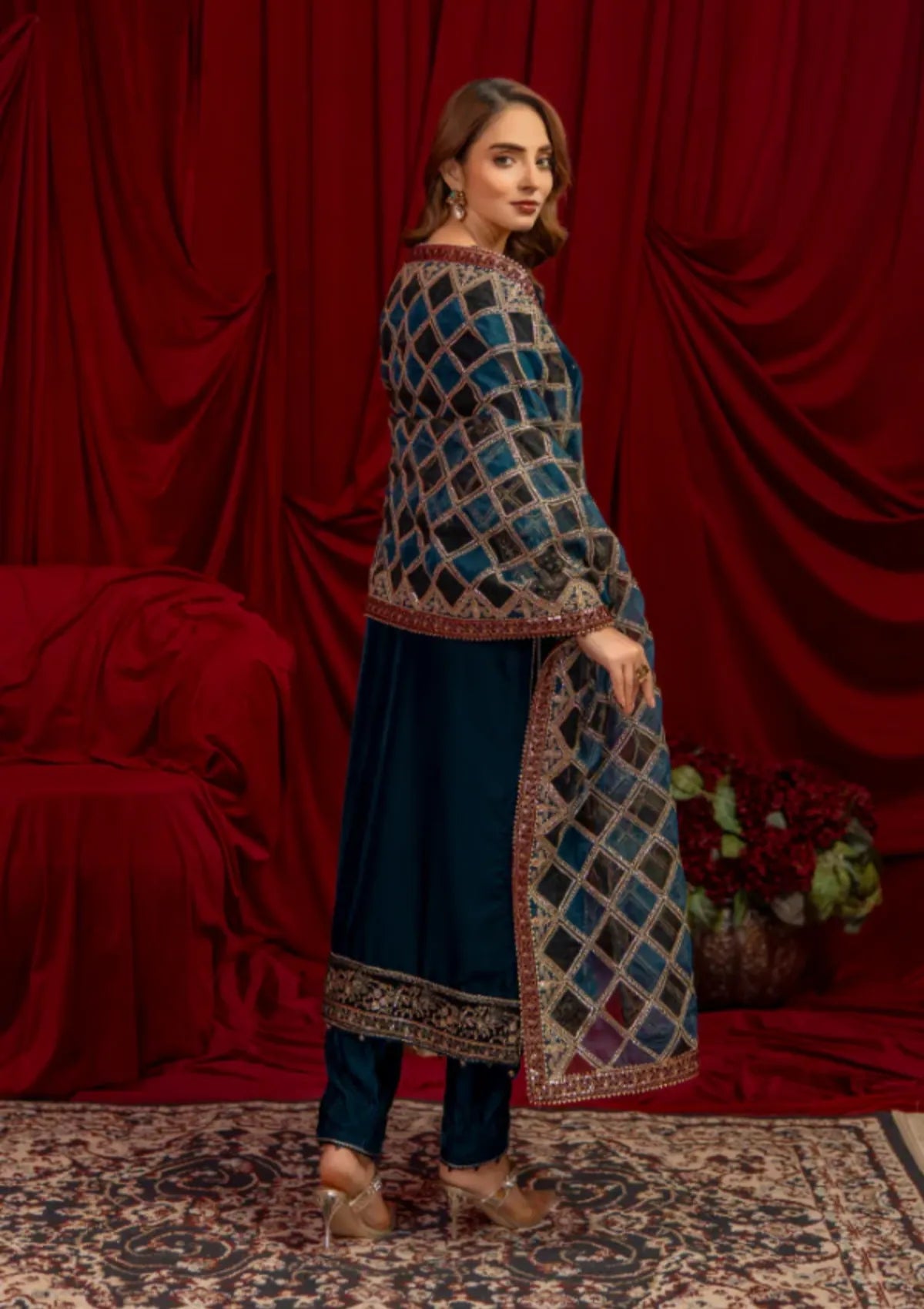 Waresha Makhmal Velvet'25 M-02 Twilight Charm