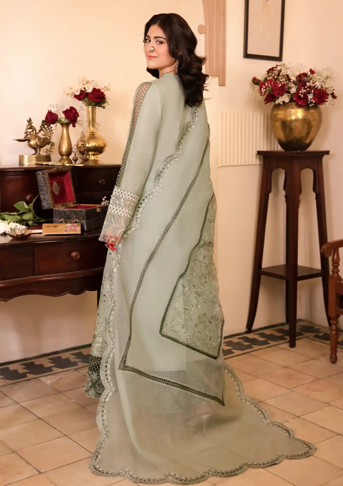 Iznik Nani Ka Ghar Eid Lawn'24 NKG-02 - Mohsin Saeed Fabrics