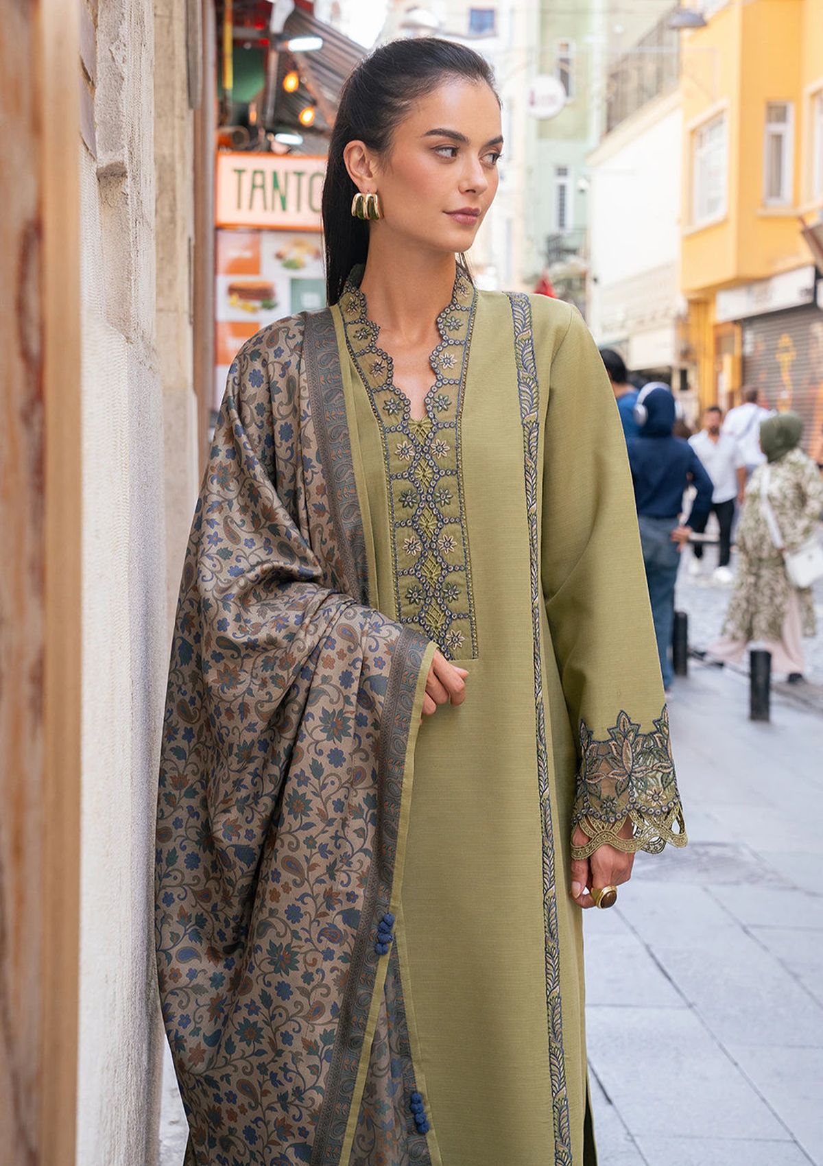 Rang Rasiya Meet Me In Istanbul'26 WSL-11 Willow