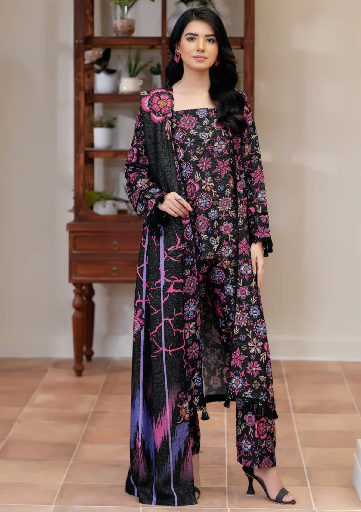 Johra Azreen Winter'25  JW-534