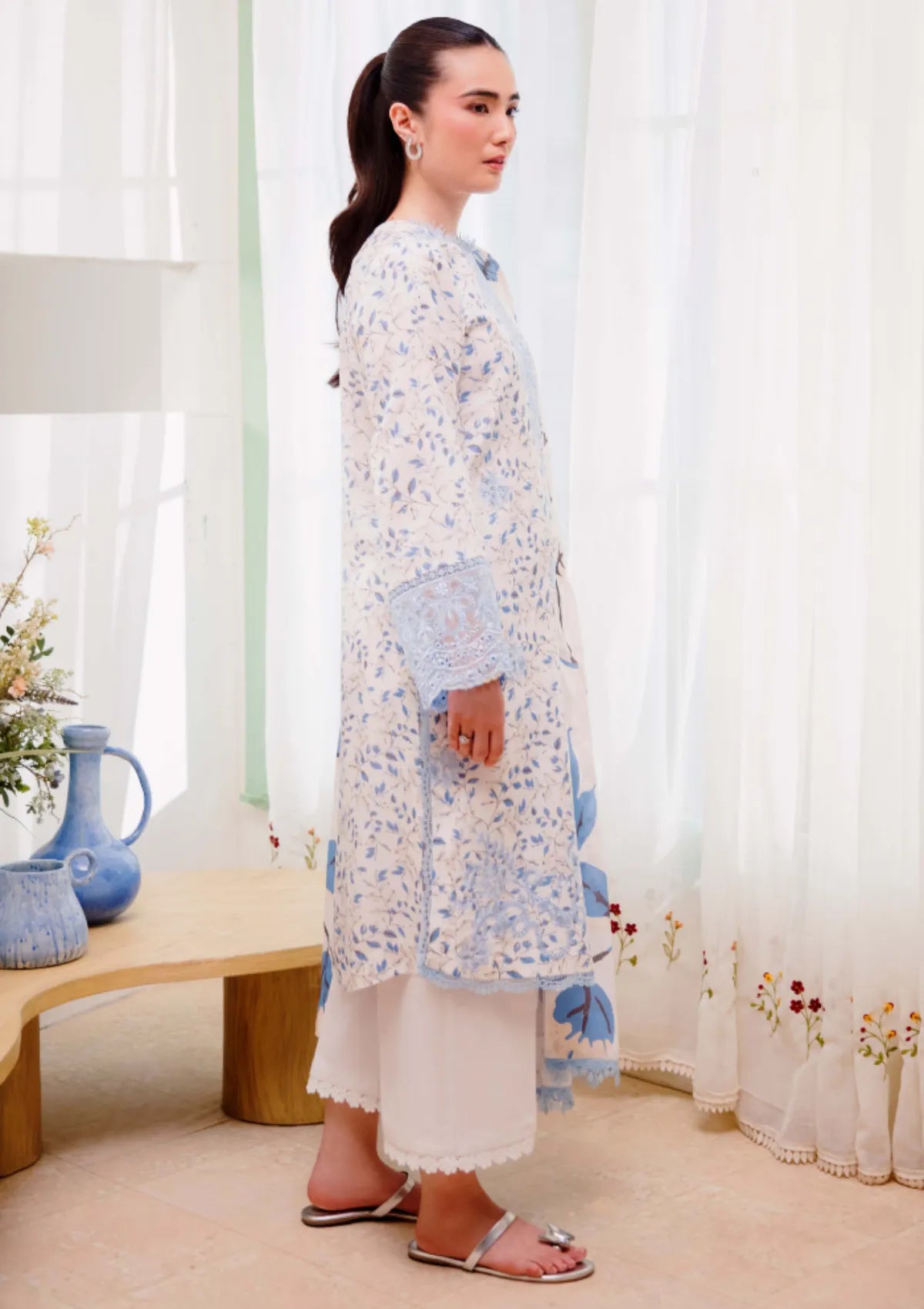 Layla By Humdum'25 D-05