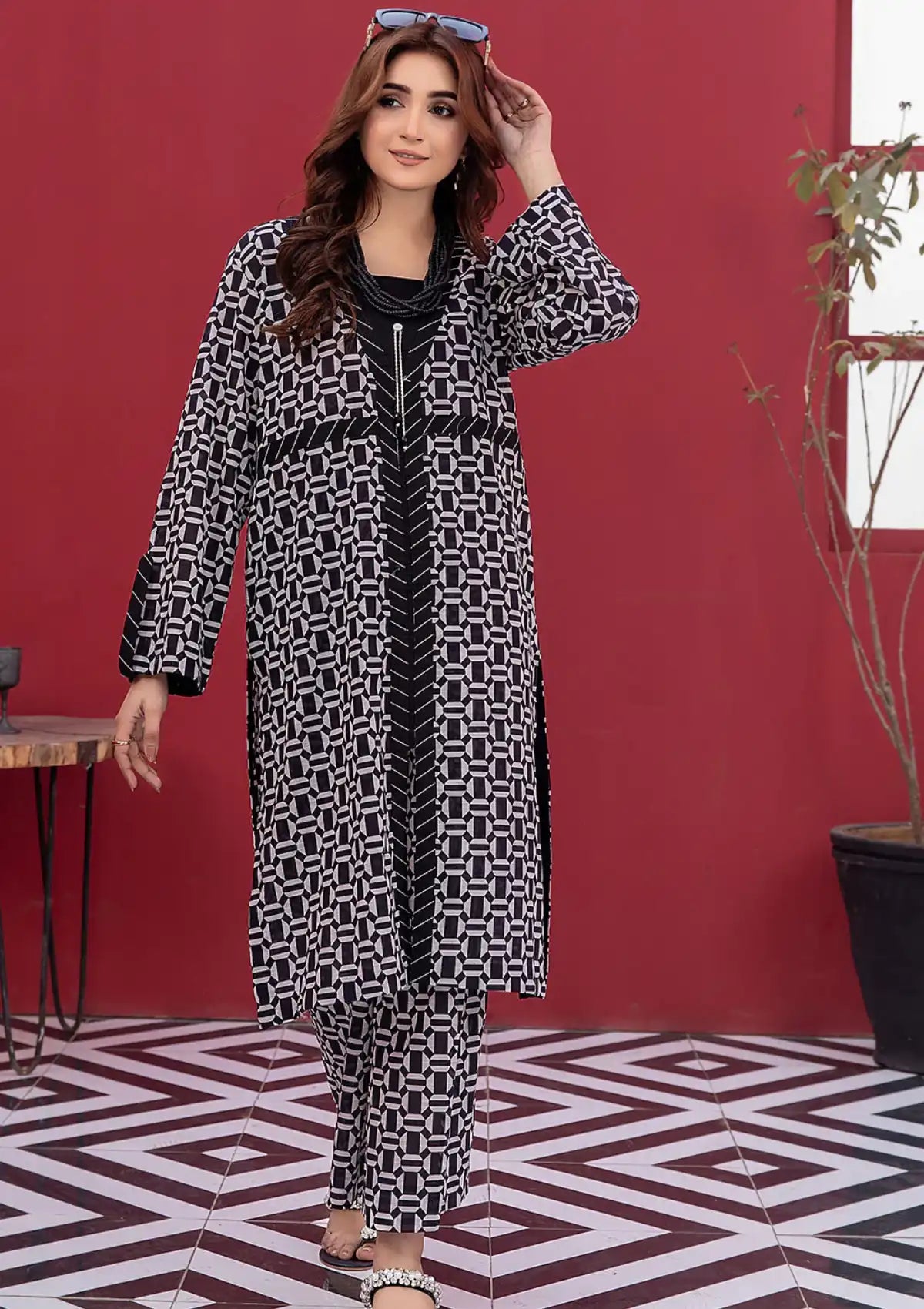 Safwa Summer Pret'24 2 Pcs P000391-Black - Mohsin Saeed Fabrics