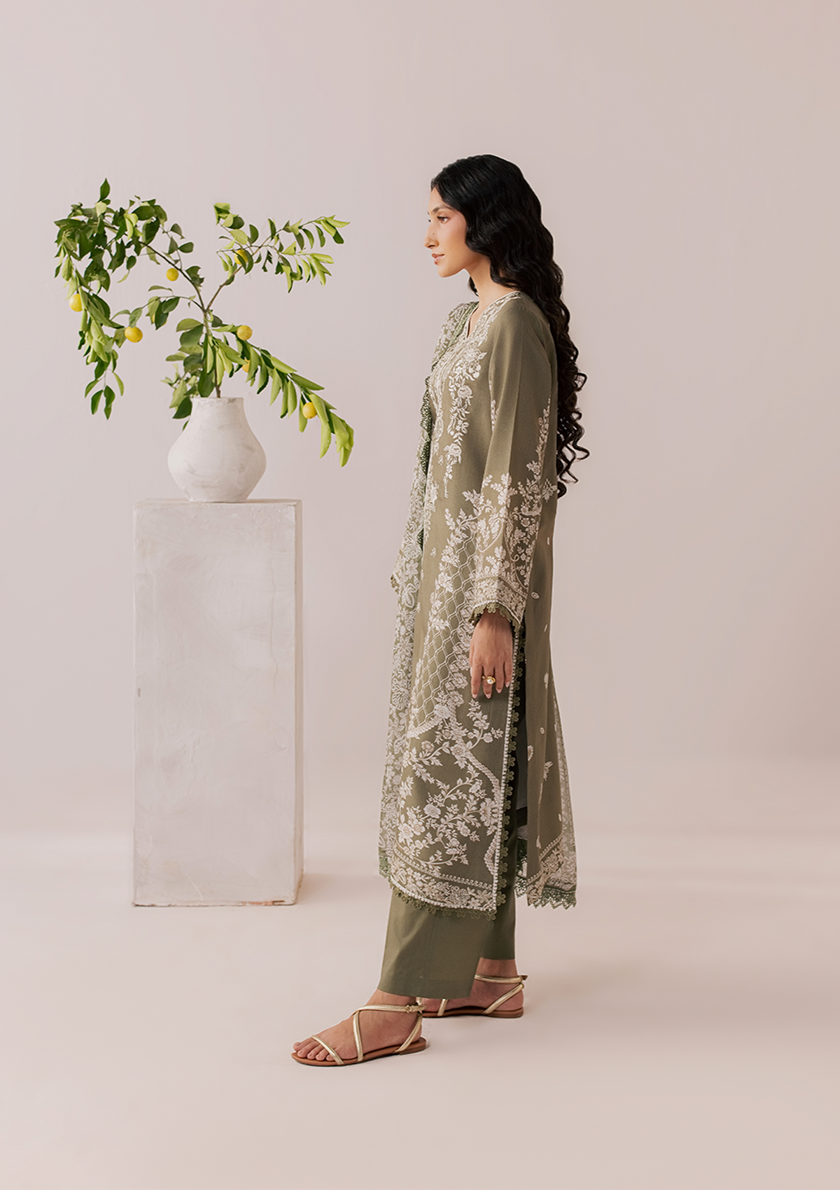 Mahnur Sage Winter'26 IM-13