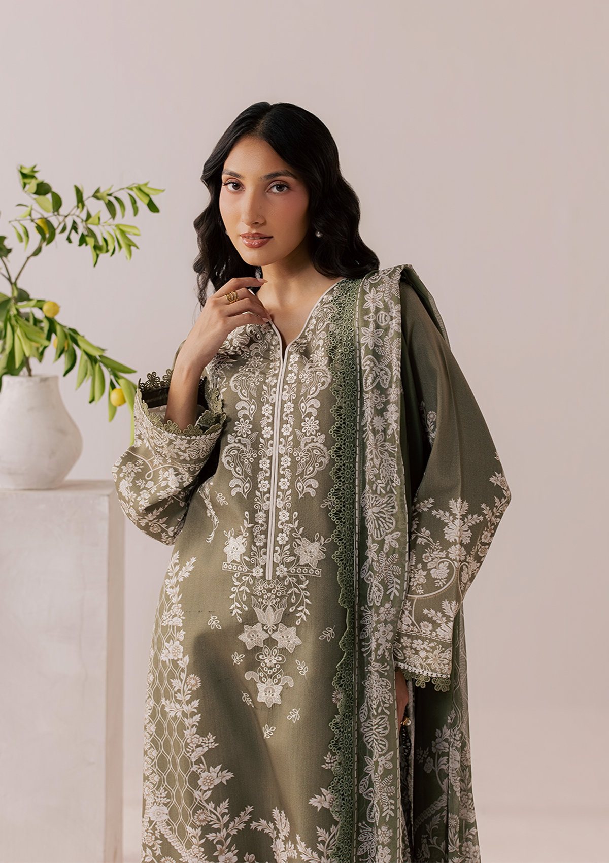 Mahnur Sage Winter'26 IM-13