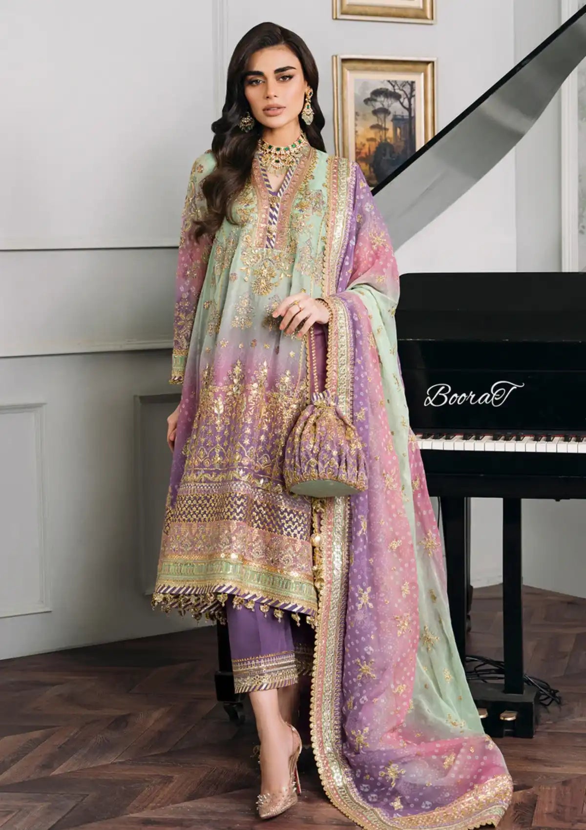 Baroque Emb Chantelle'24 Vol-12 CH12-08