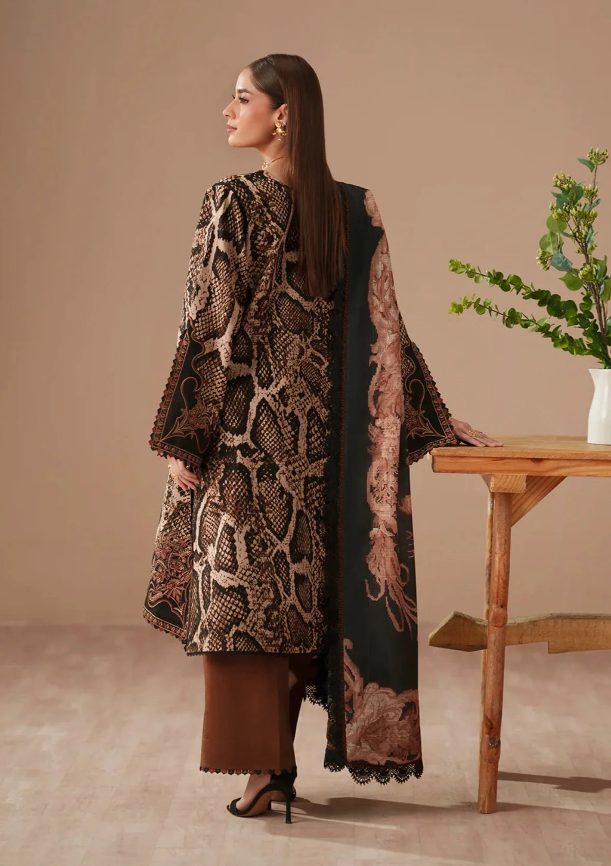 Bin Ilyas Jojo Summer '26 D-83A